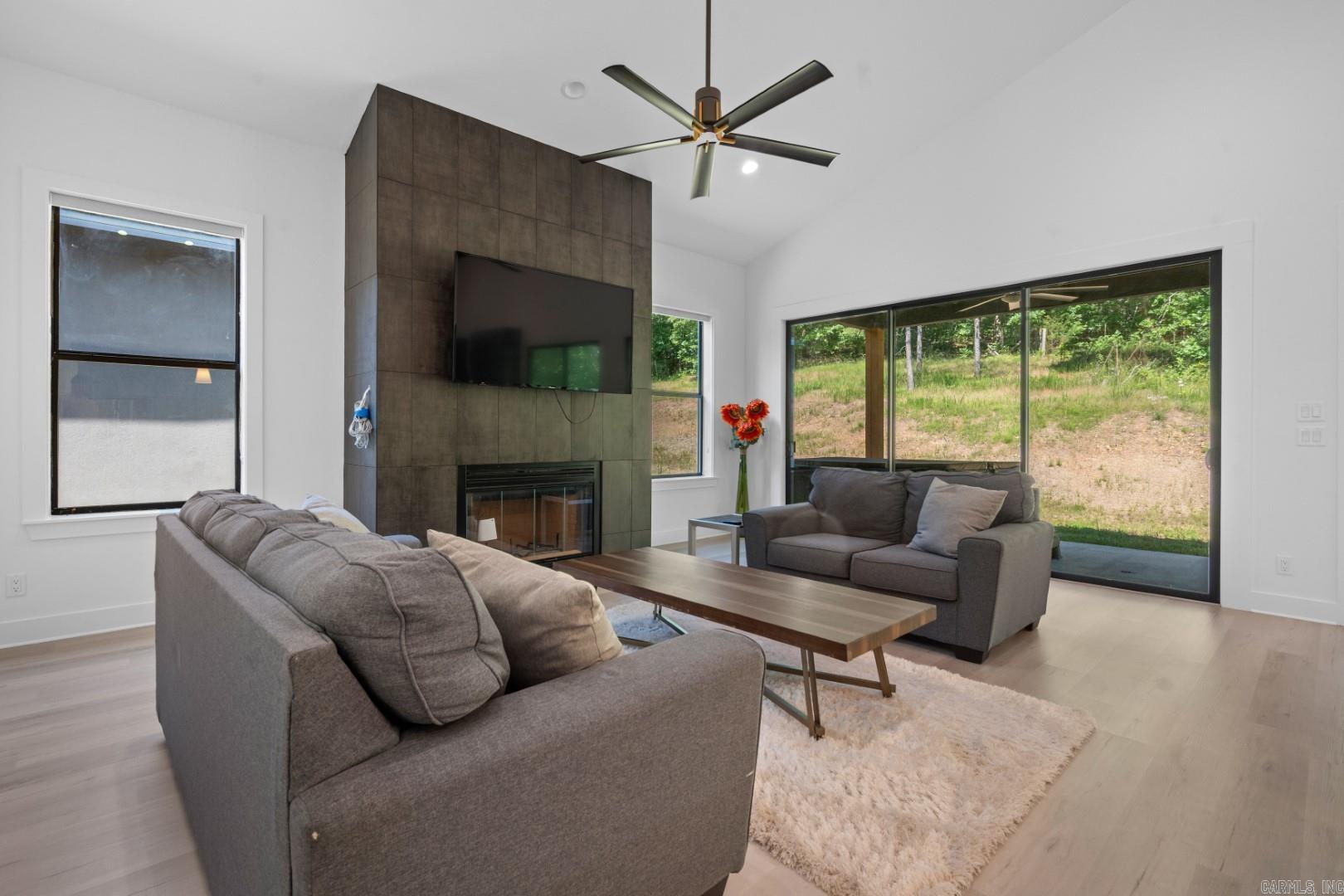 BAYOU RIDGE - Residential