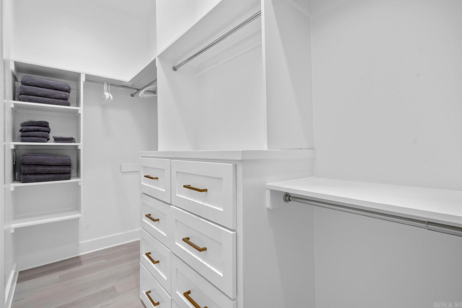 BAYOU RIDGE - Residential