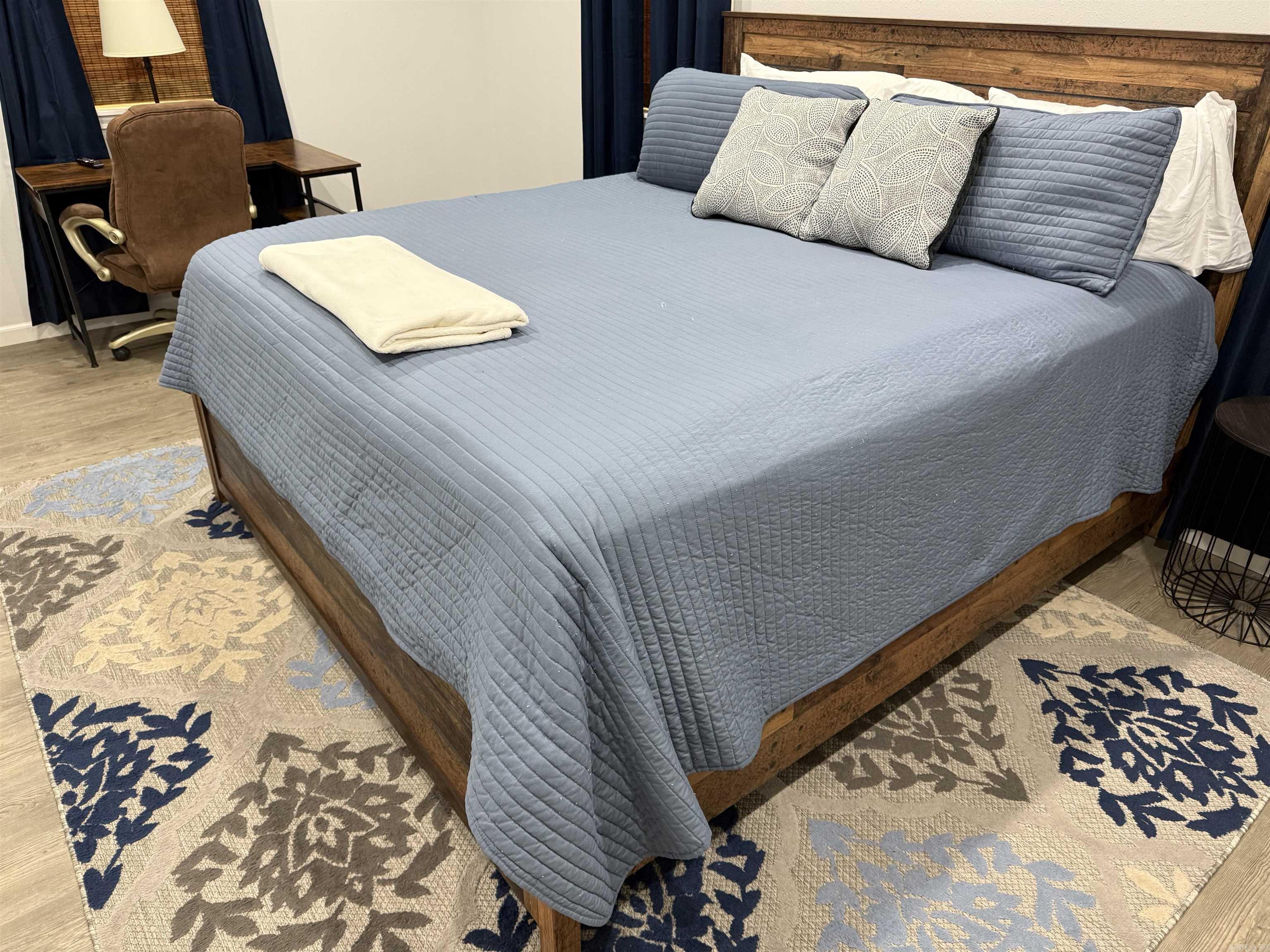 MOUNTAIN VIEW - Residential