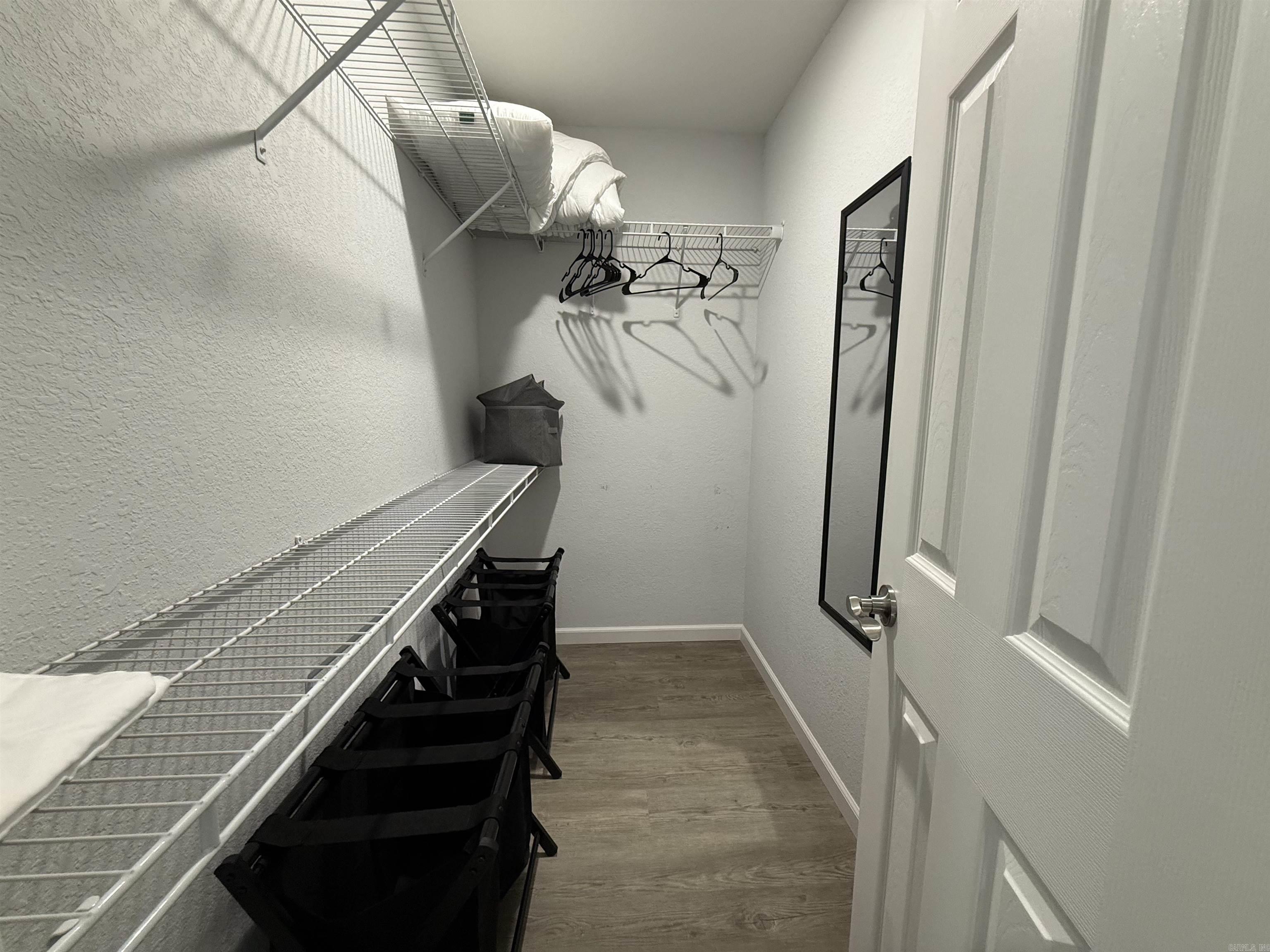 MOUNTAIN VIEW - Residential