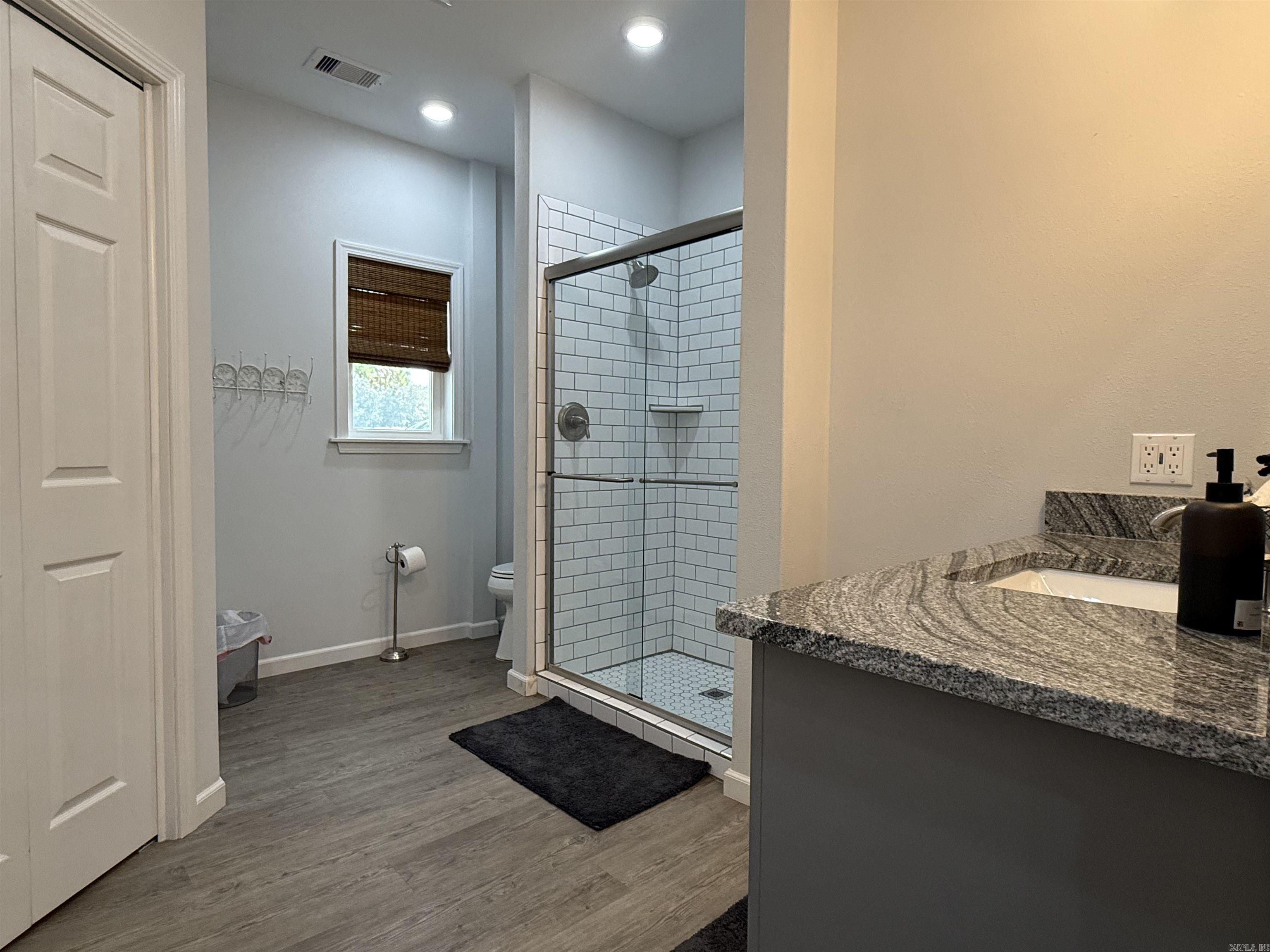 MOUNTAIN VIEW - Residential