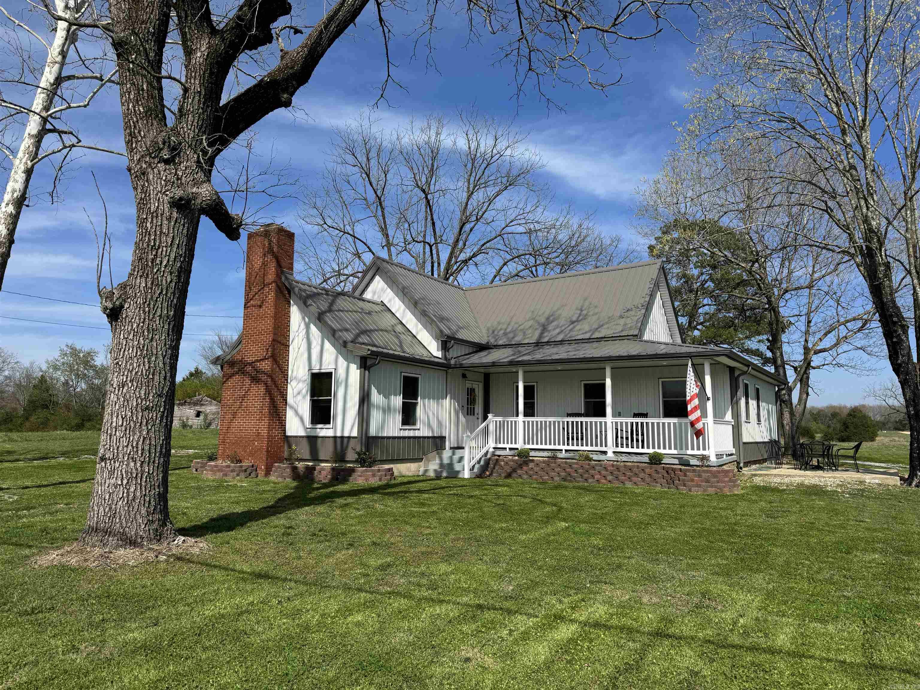 MOUNTAIN VIEW - Residential