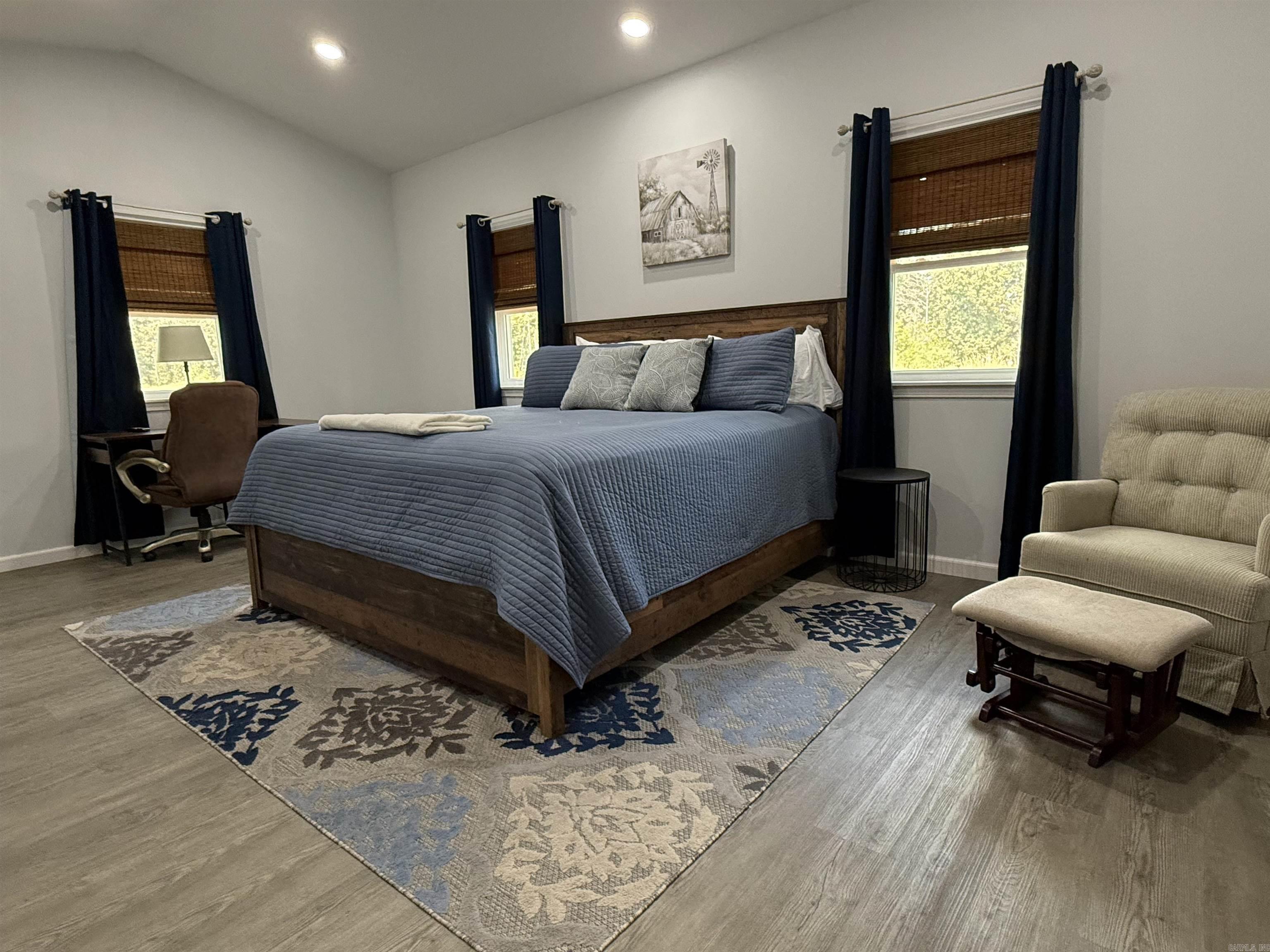 MOUNTAIN VIEW - Residential