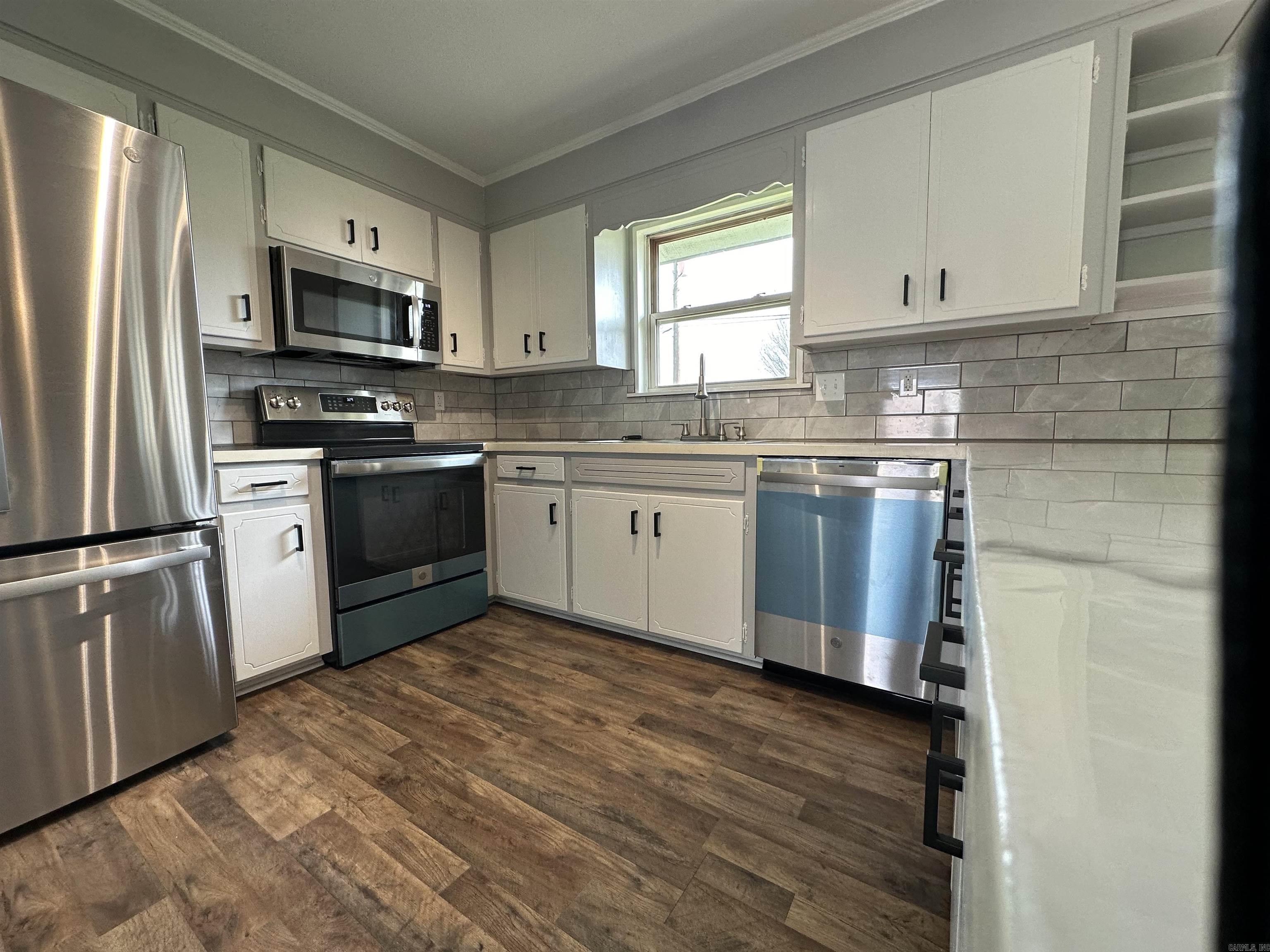 EDGEWOOD S/D - Residential