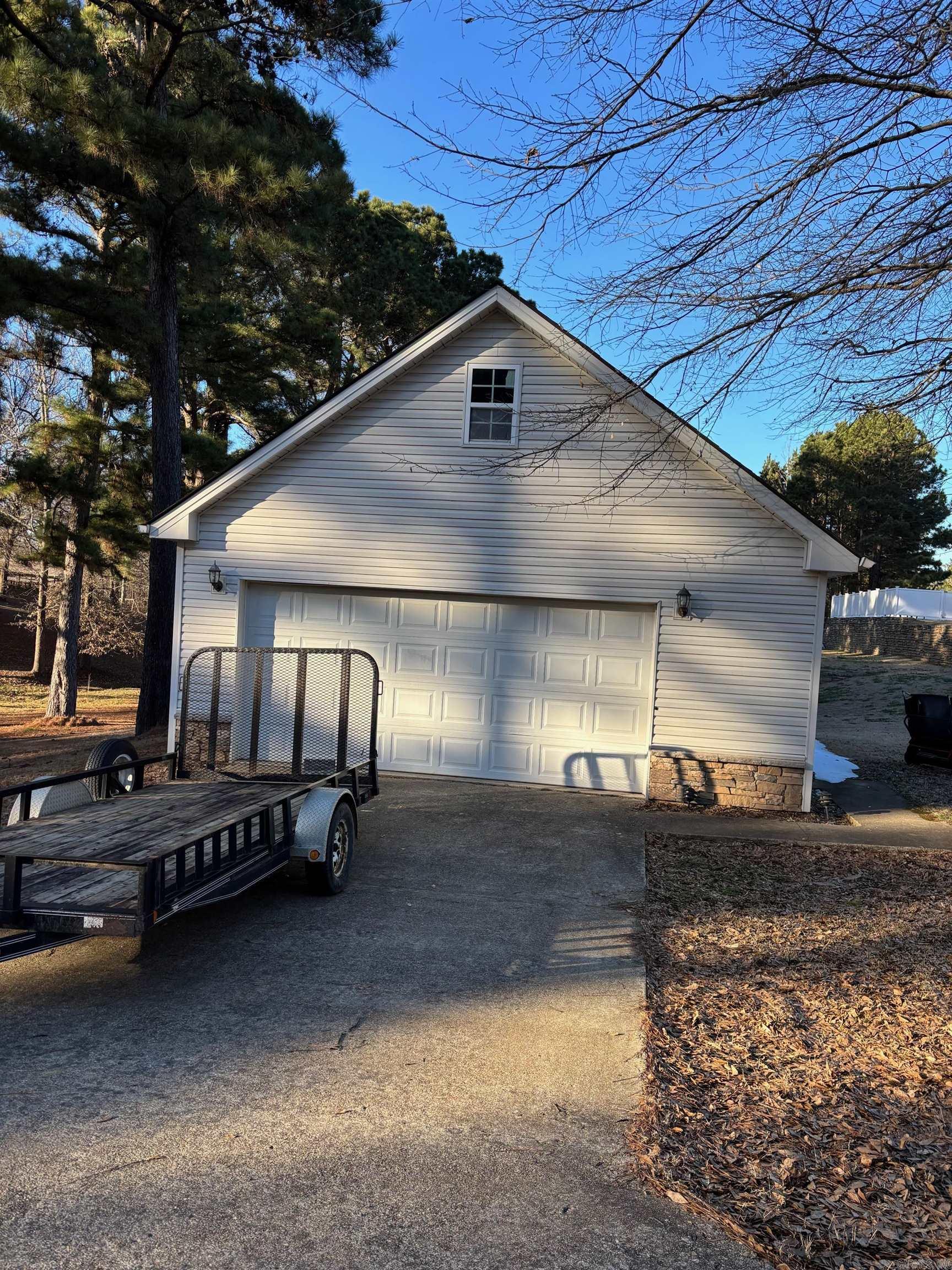 DEERWOOD ESTATES - Residential