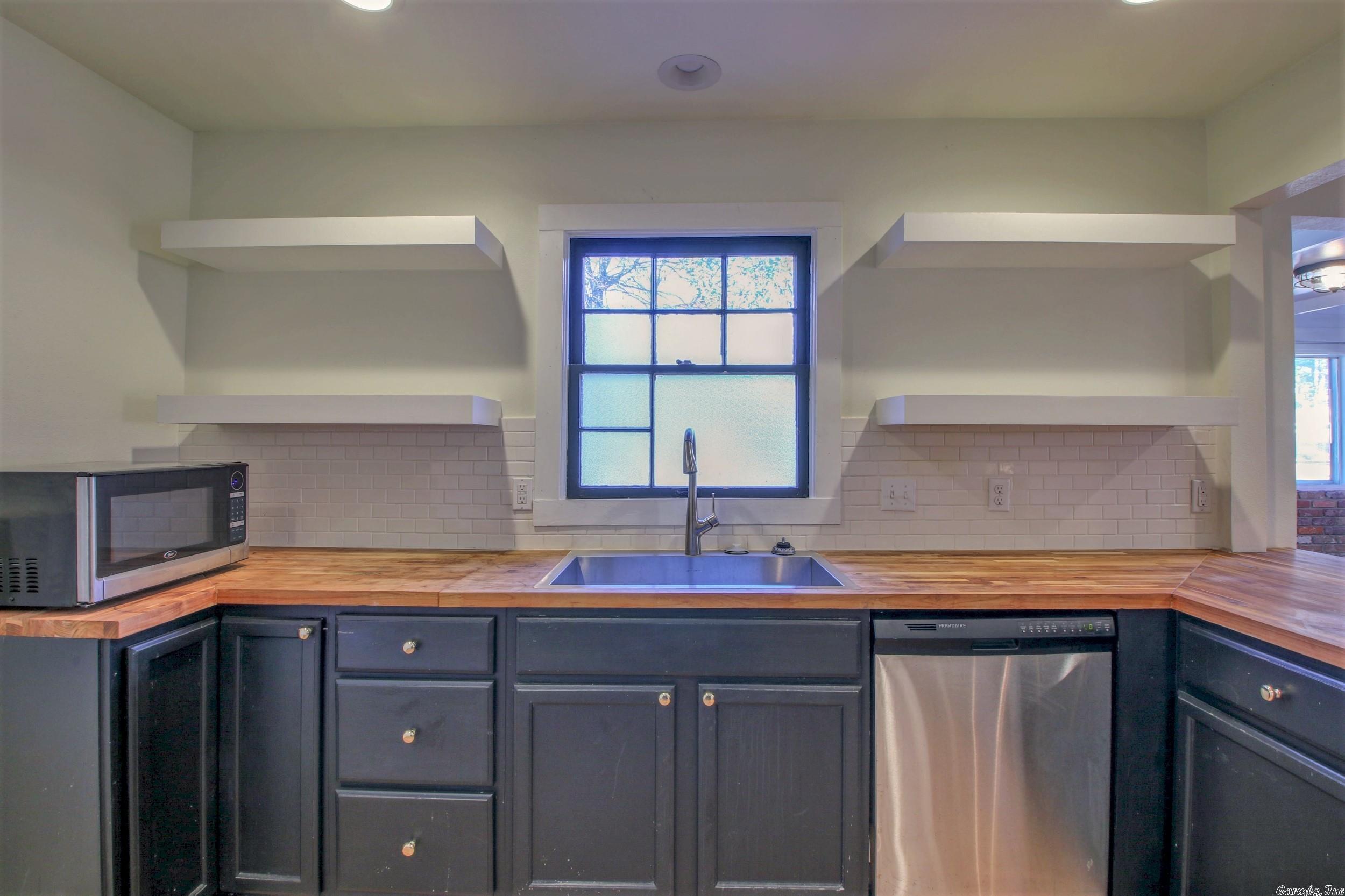 Cherry & Cox - Residential Lease