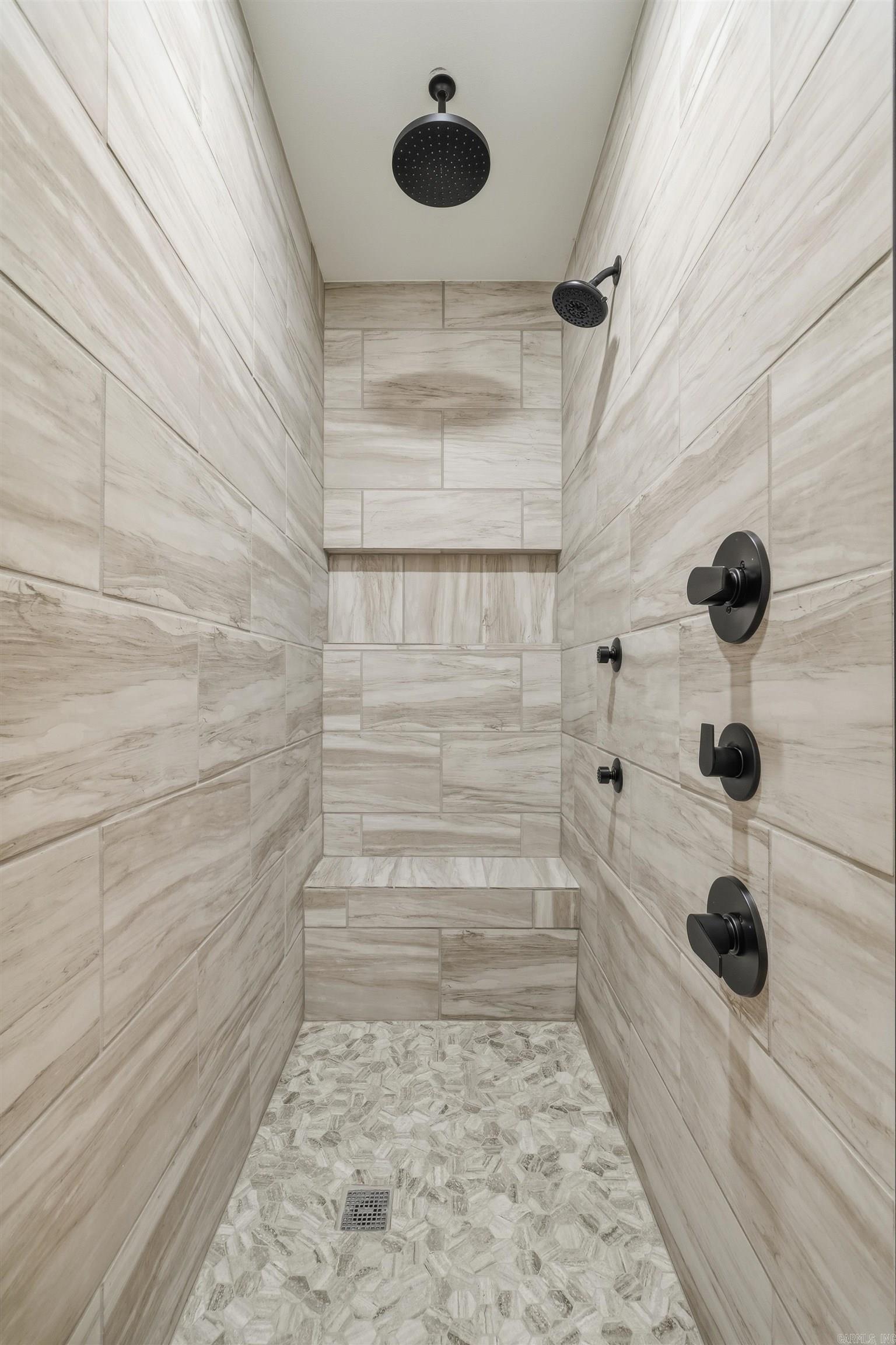 DIAMONDHEAD - Residential