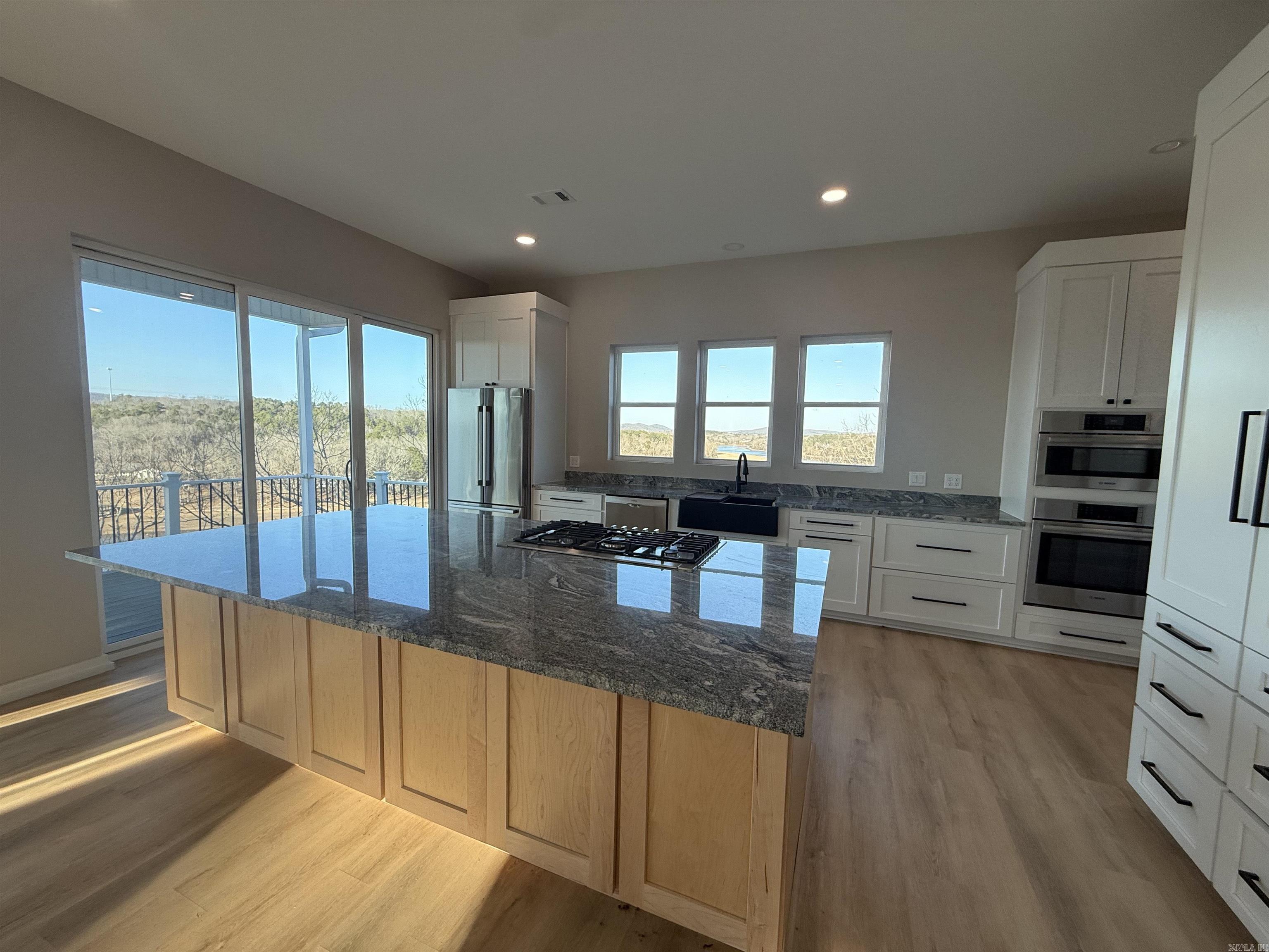 DIAMONDHEAD - Residential