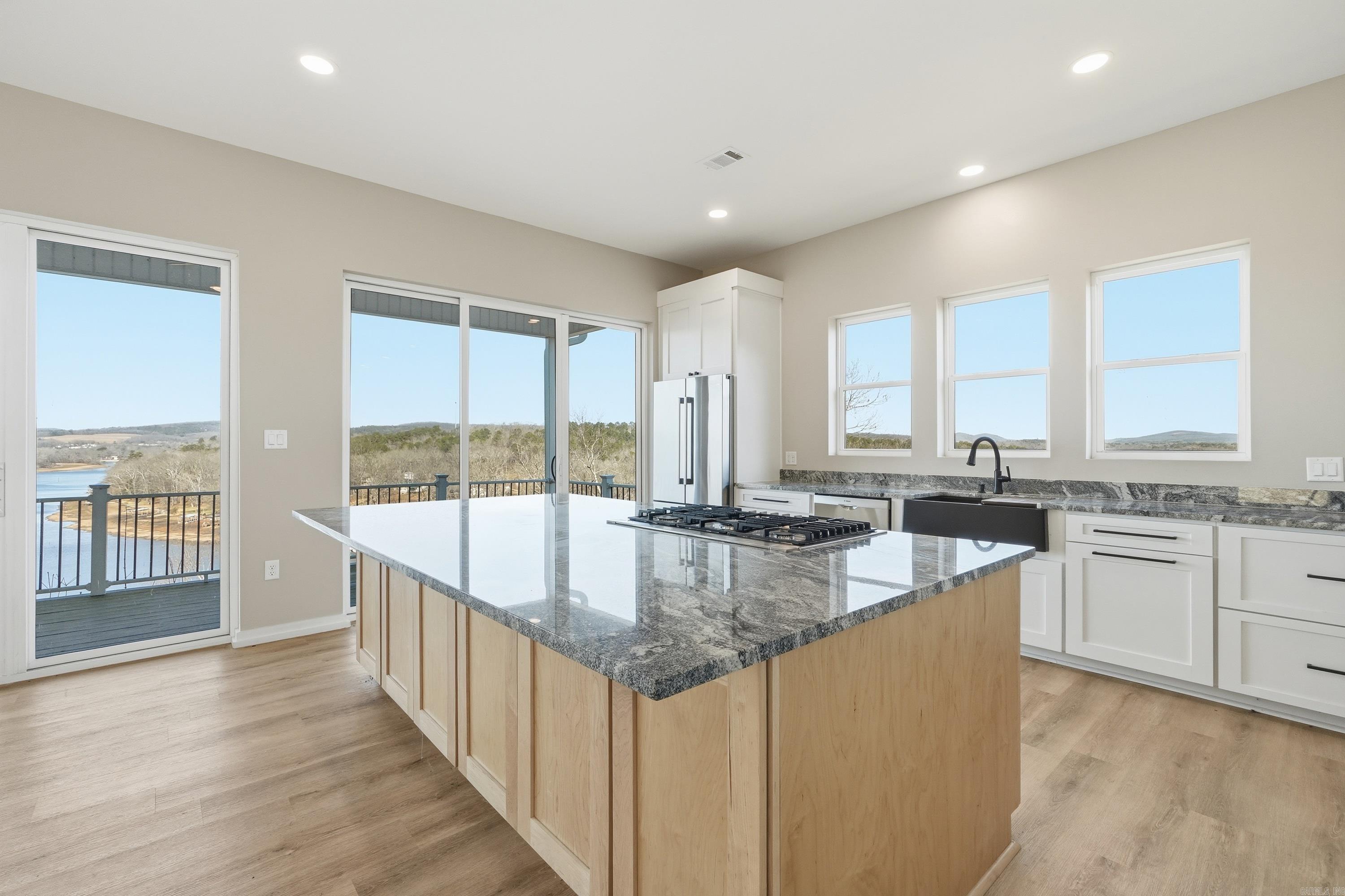 DIAMONDHEAD - Residential