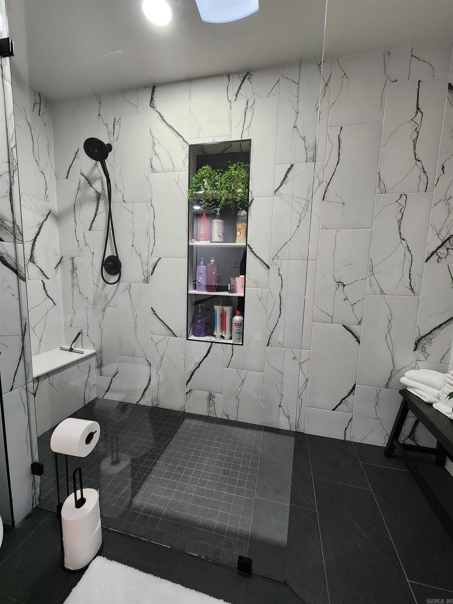 WELLINGTON POINTE - Residential