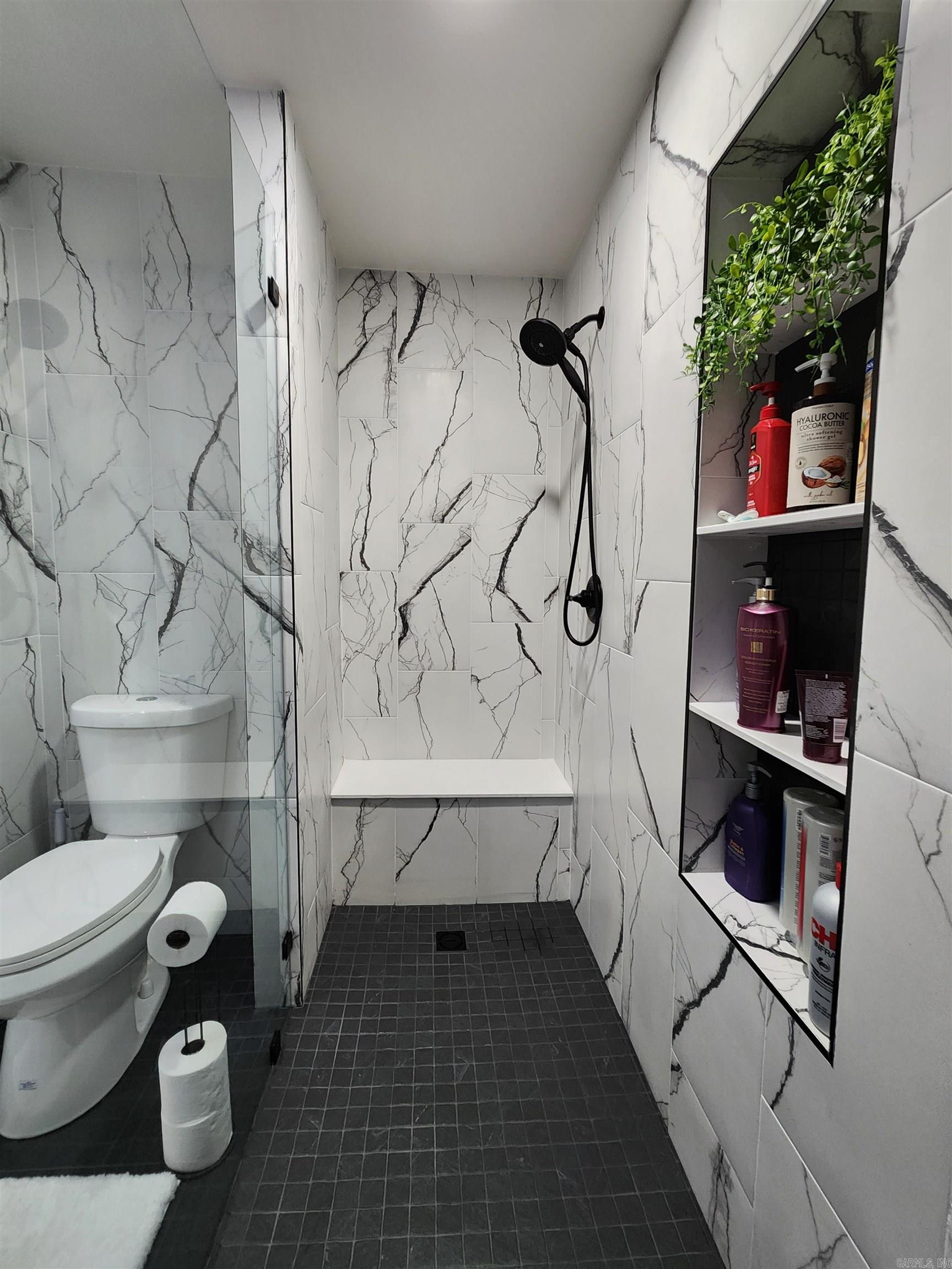 WELLINGTON POINTE - Residential