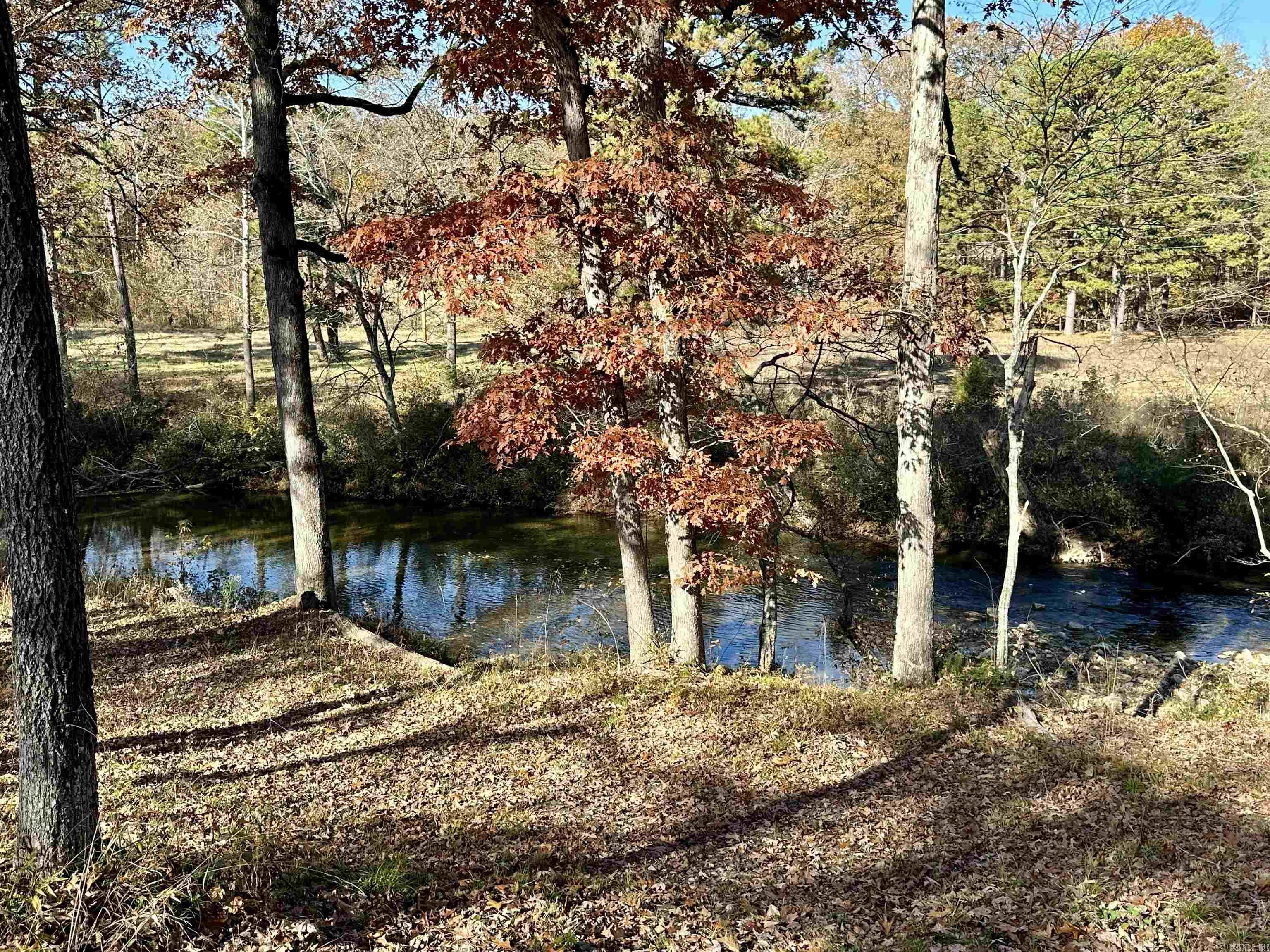 LOUD WATER RETREAT - Residential