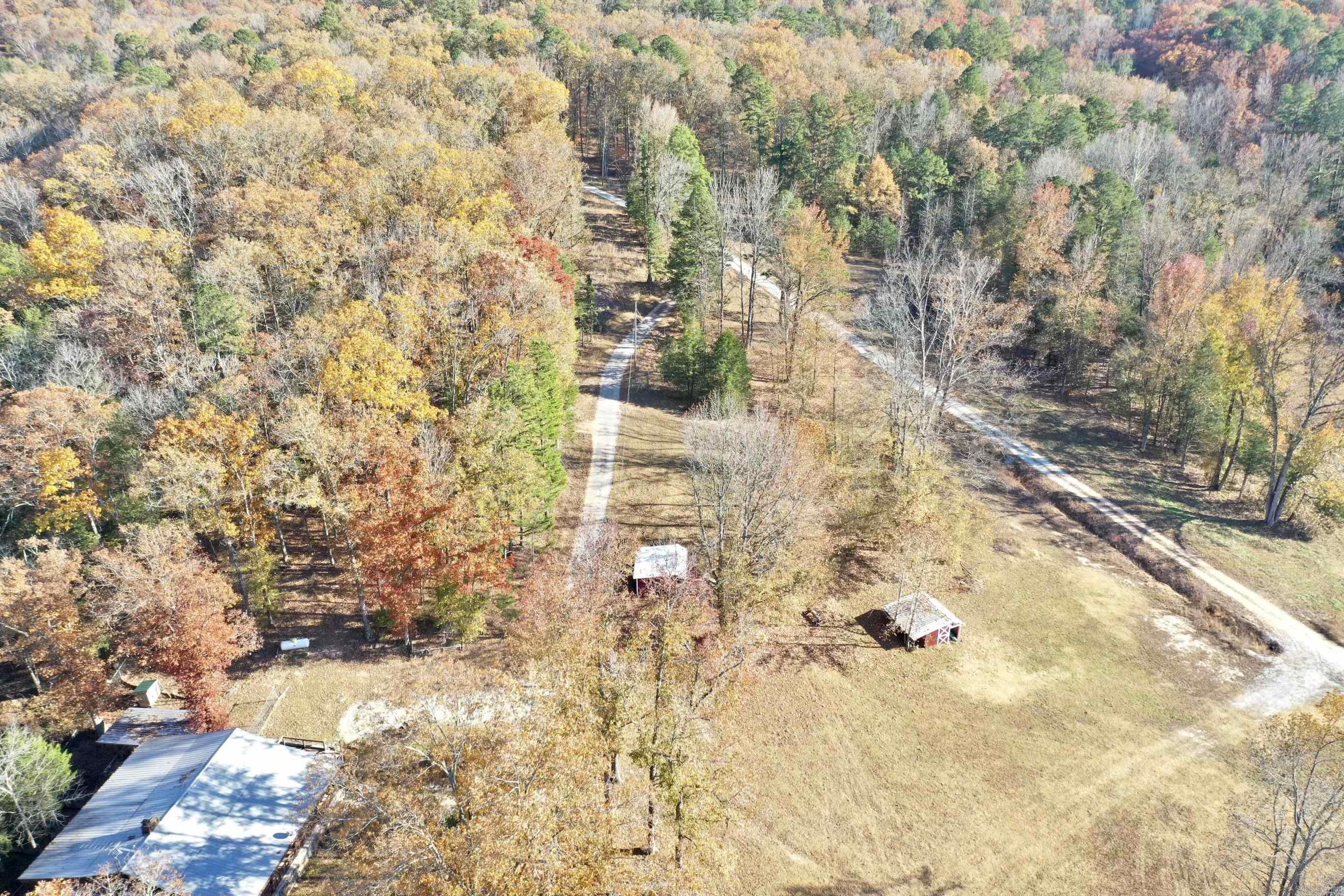 LOUD WATER RETREAT - Residential