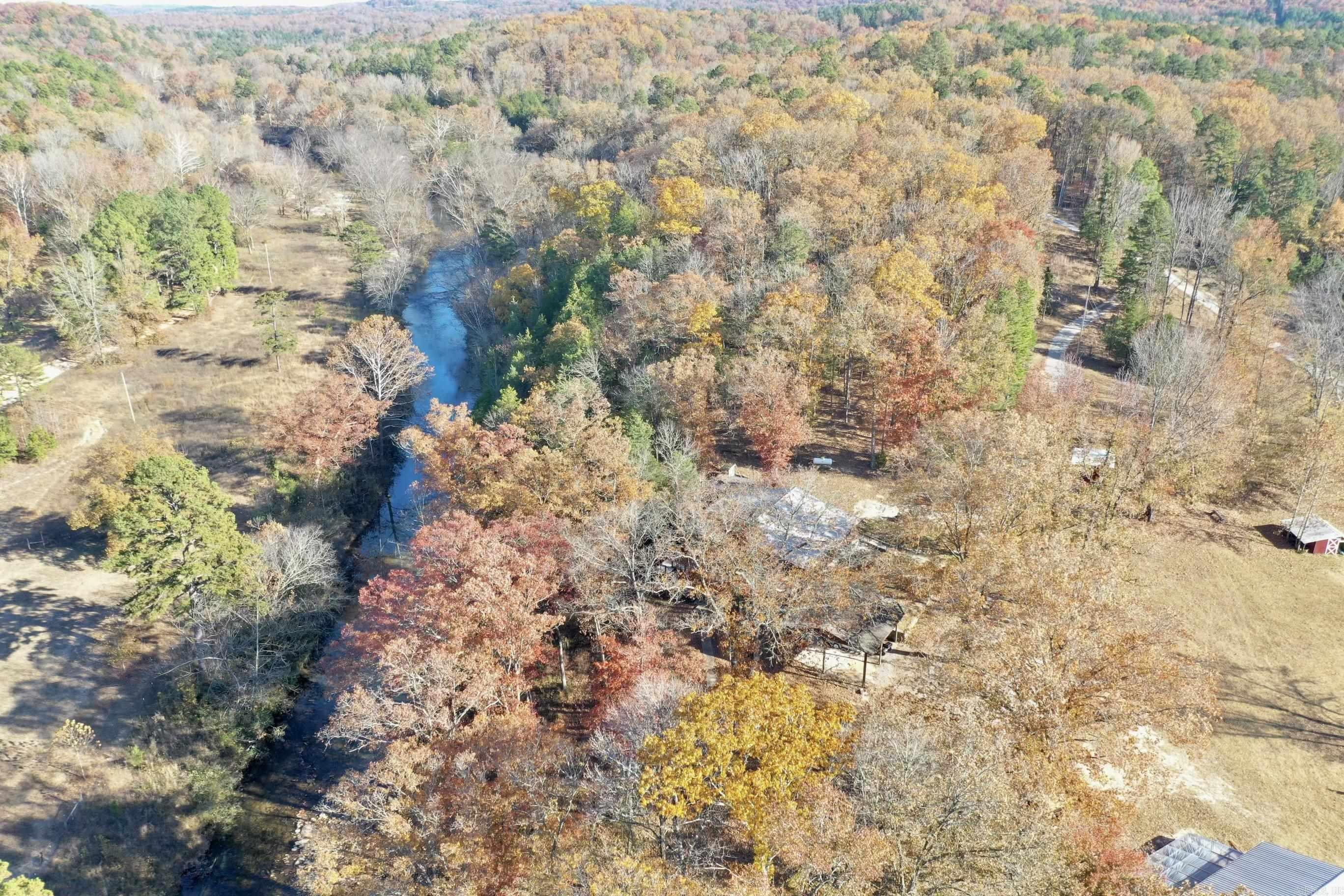 LOUD WATER RETREAT - Residential