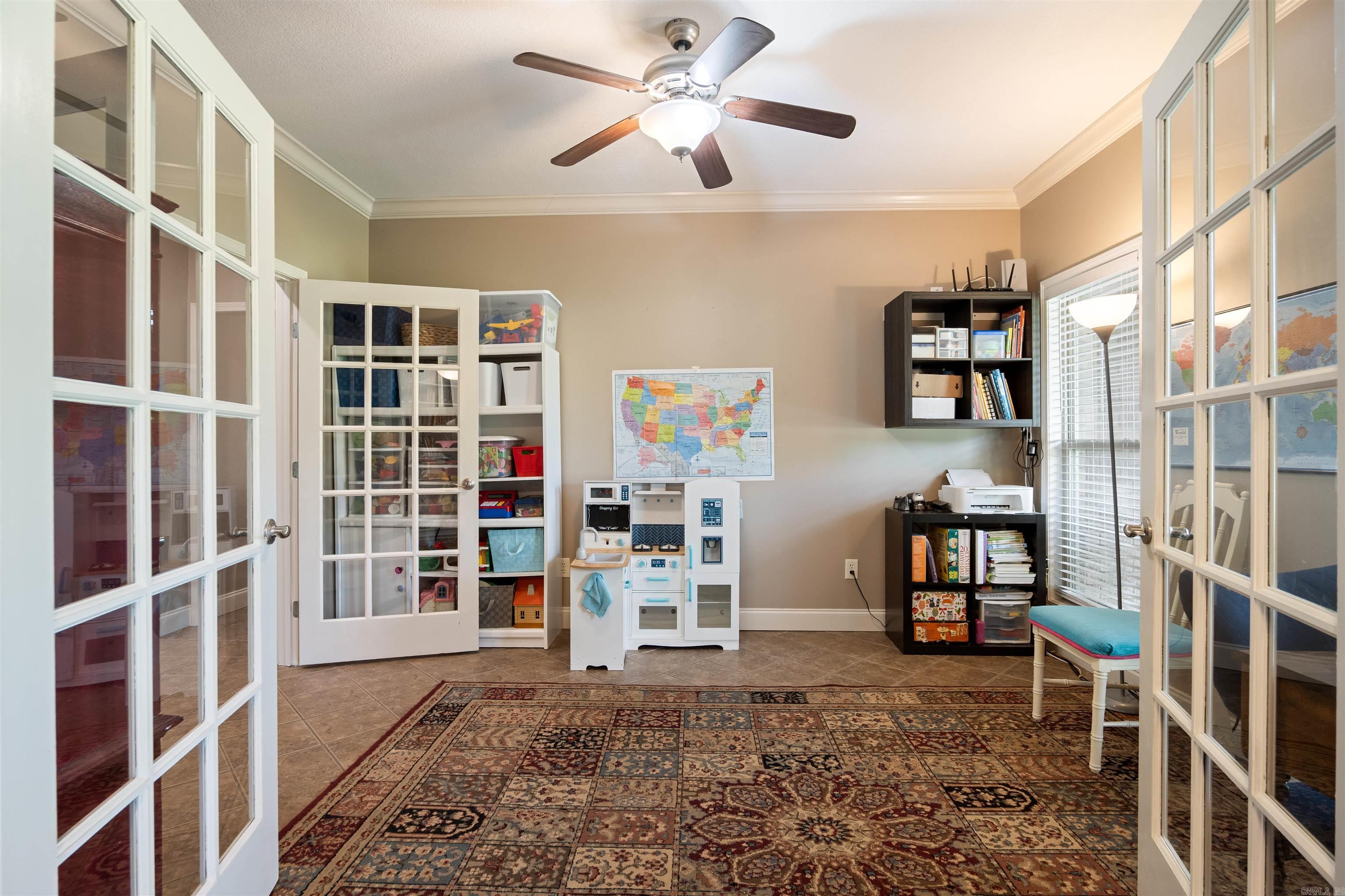 WINDING RIDGE - Residential