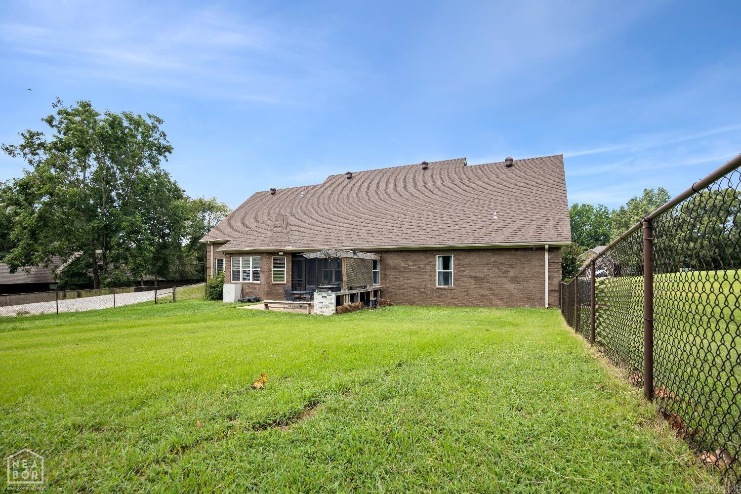 WINDING RIDGE - Residential
