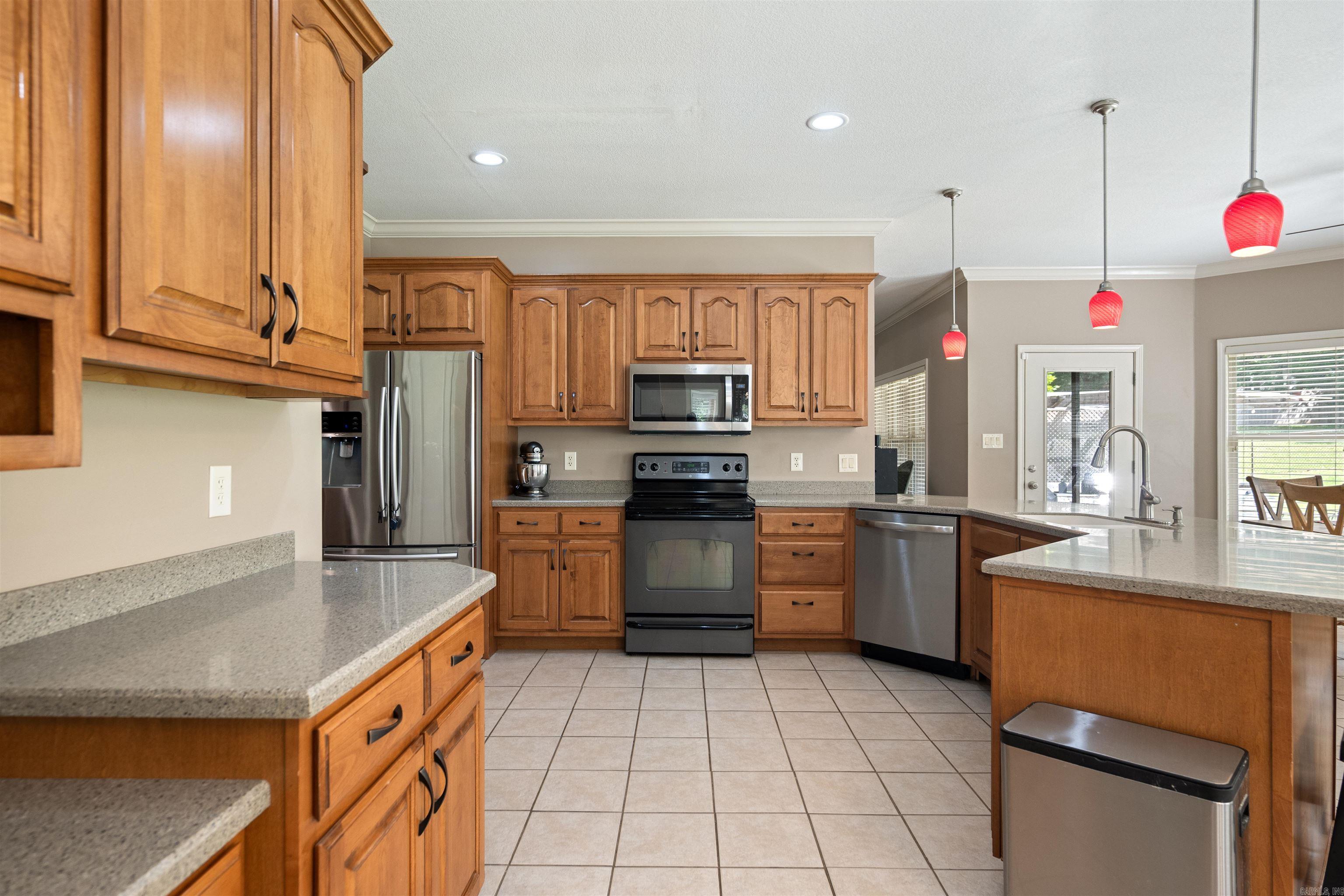 WINDING RIDGE - Residential