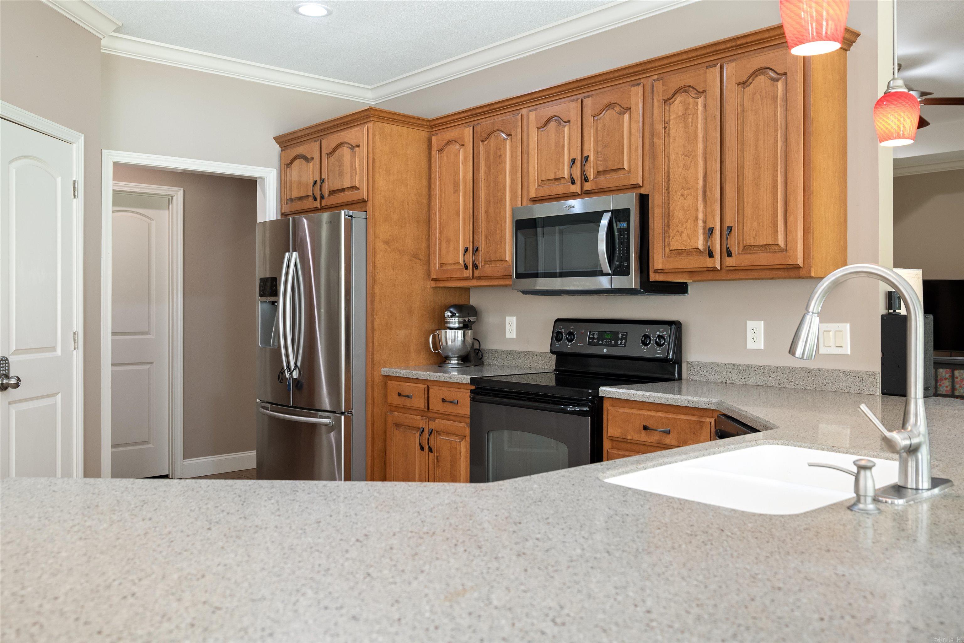 WINDING RIDGE - Residential