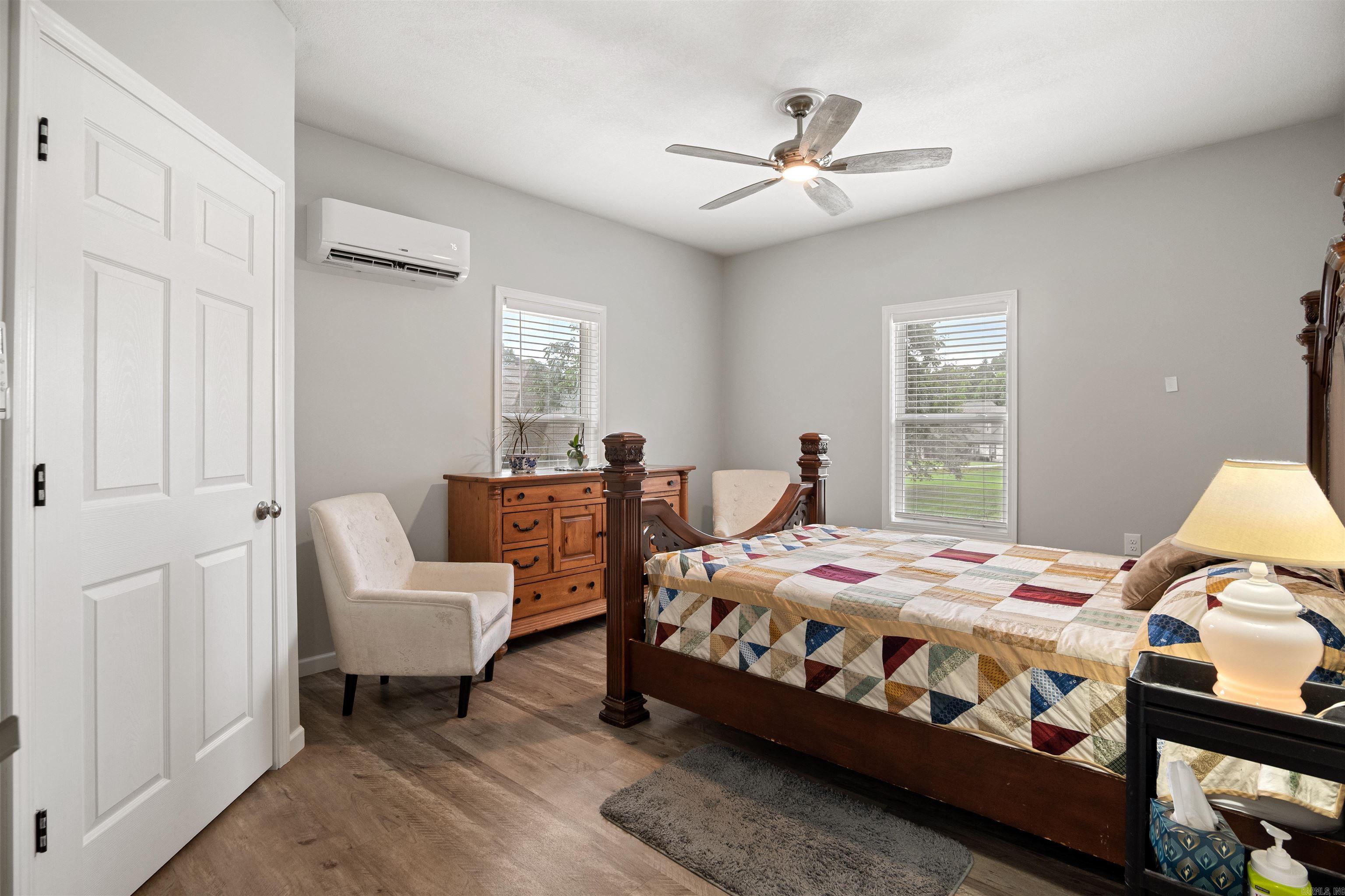 WINDING RIDGE - Residential