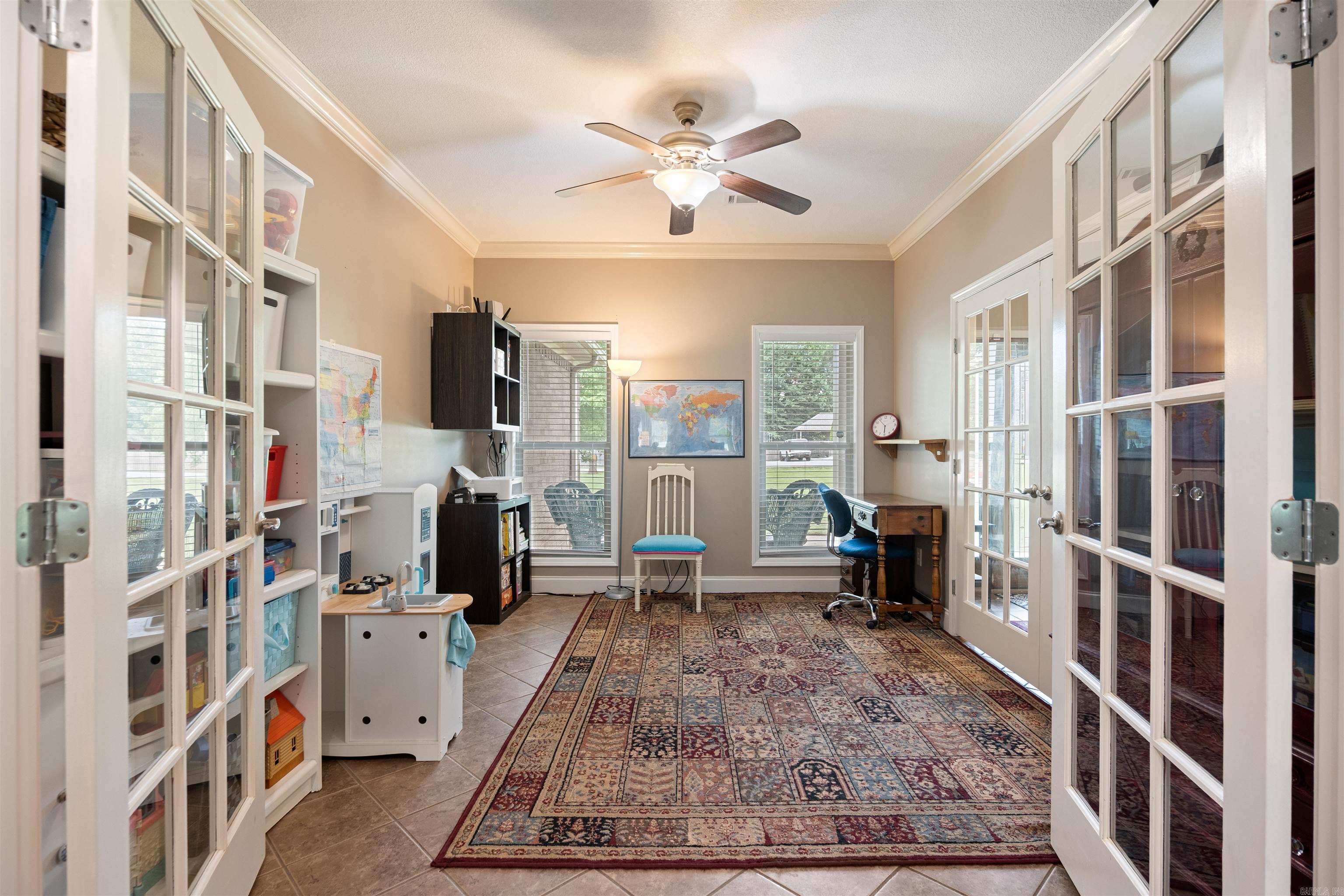 WINDING RIDGE - Residential