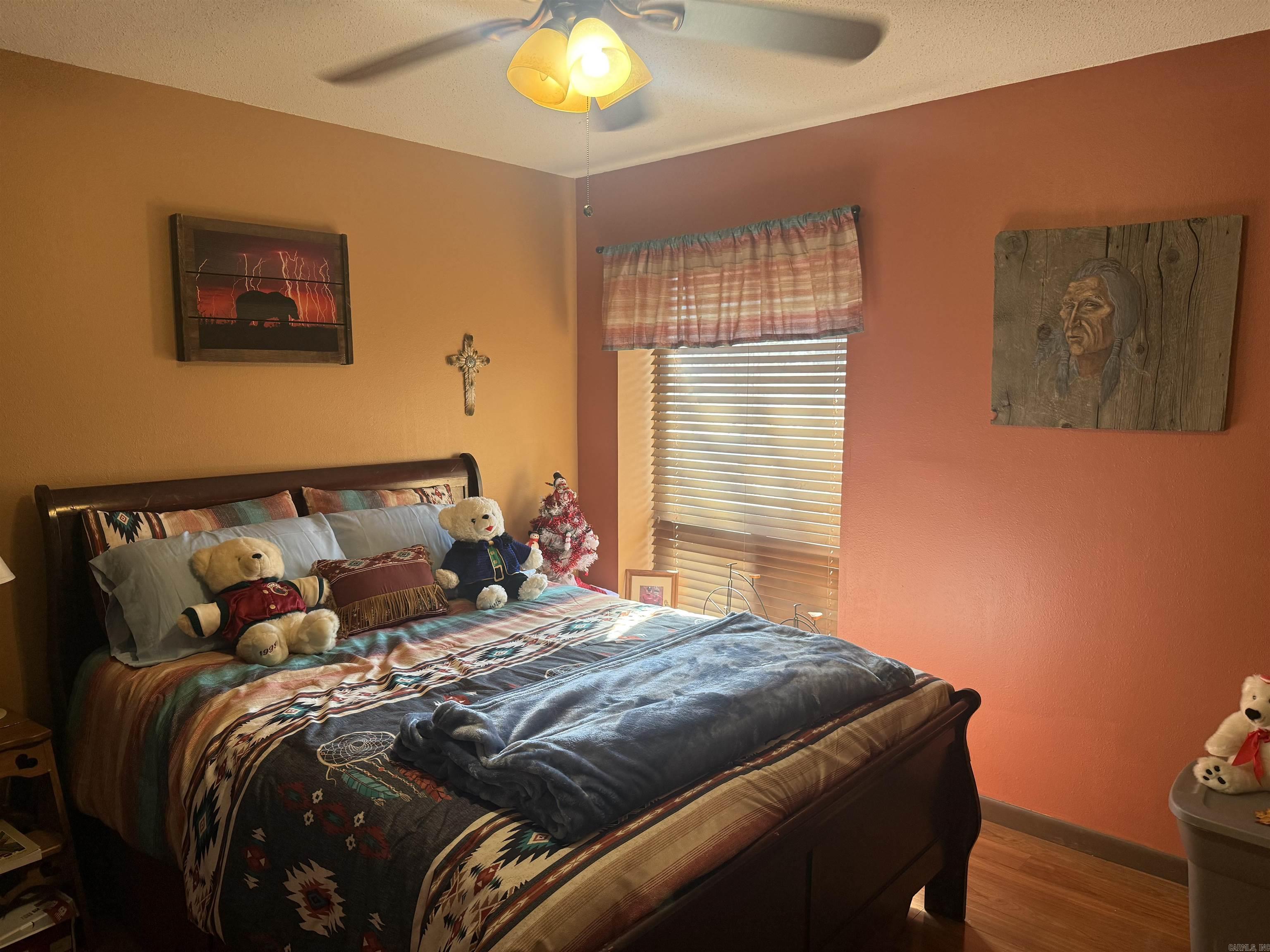 CHELSEA GLADE - Residential