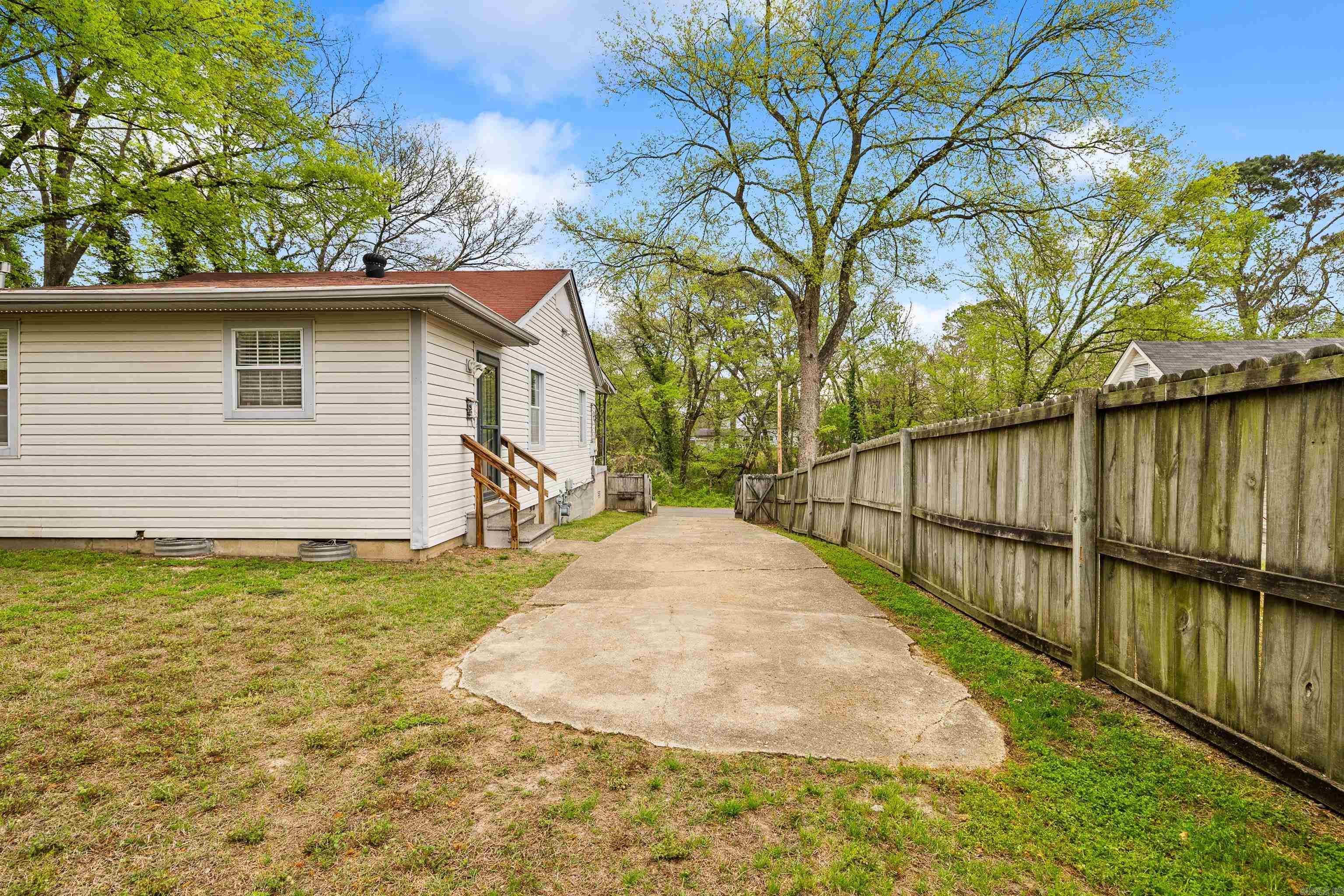 Original Town of Benton - Residential