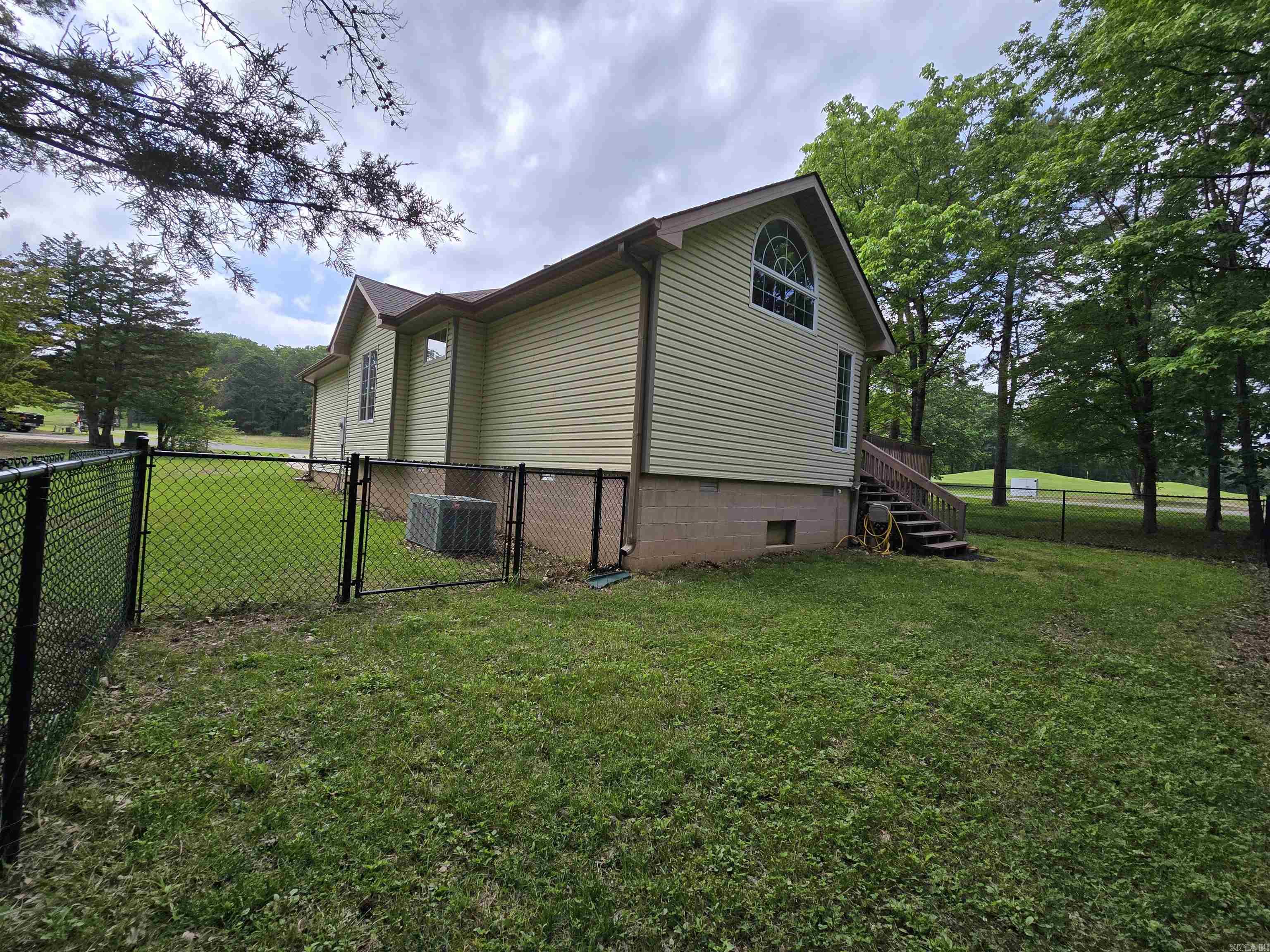 CASTLE RIDGE - Residential