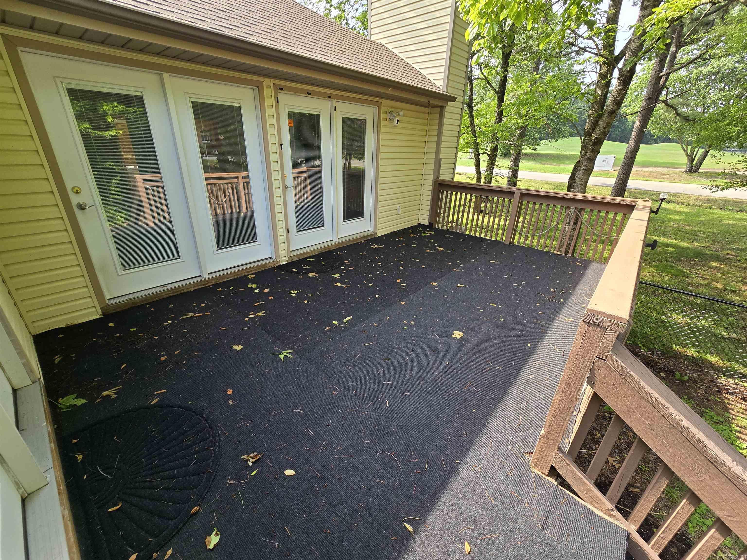 CASTLE RIDGE - Residential
