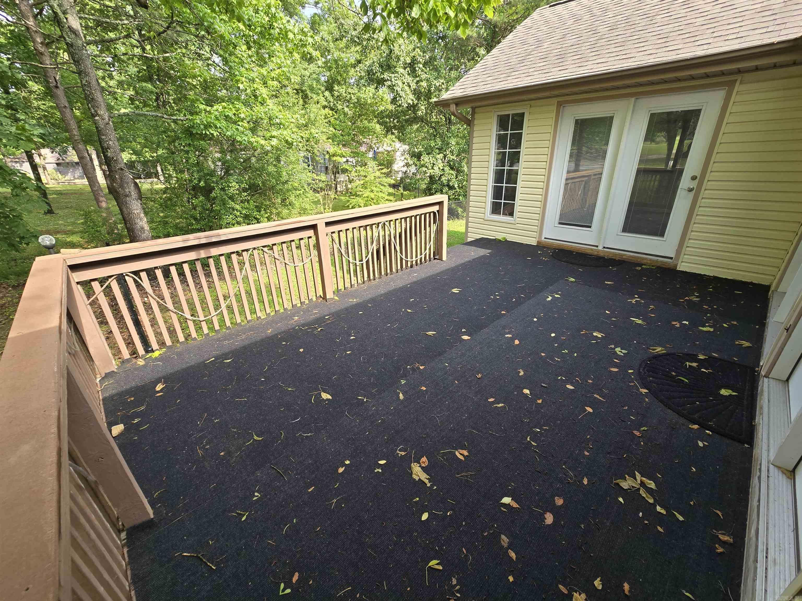 CASTLE RIDGE - Residential