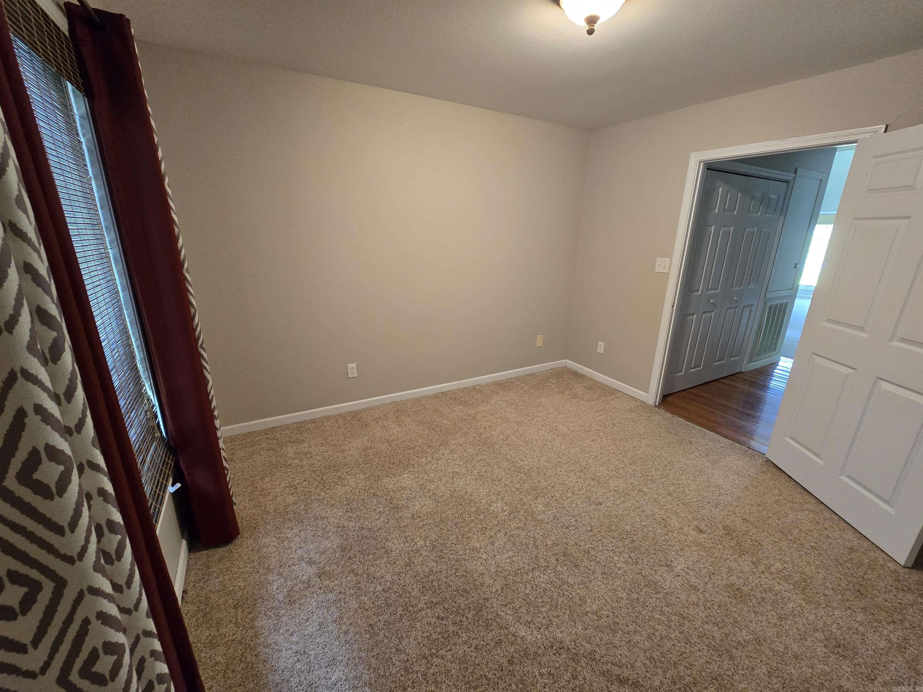 CASTLE RIDGE - Residential