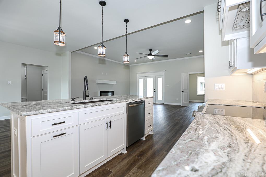 OLDE SALEM TOWNSHIP - Residential