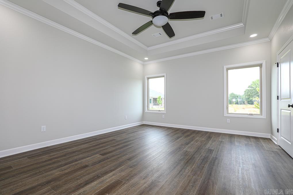 OLDE SALEM TOWNSHIP - Residential