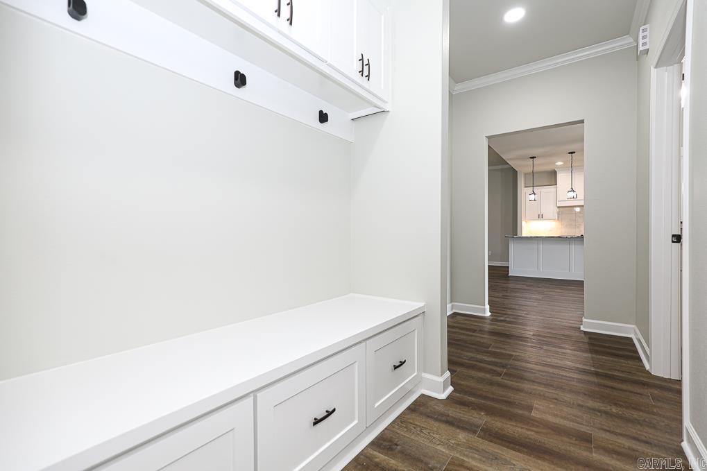 OLDE SALEM TOWNSHIP - Residential