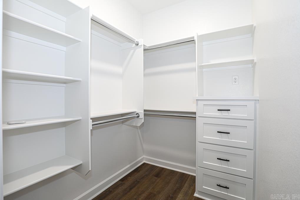 OLDE SALEM TOWNSHIP - Residential