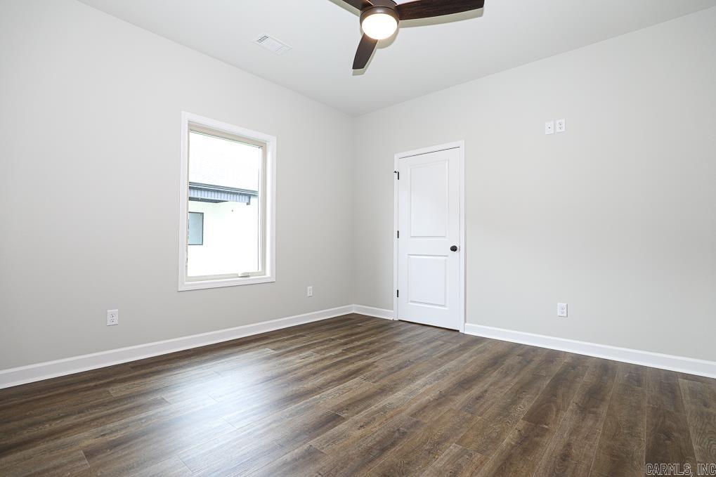 OLDE SALEM TOWNSHIP - Residential