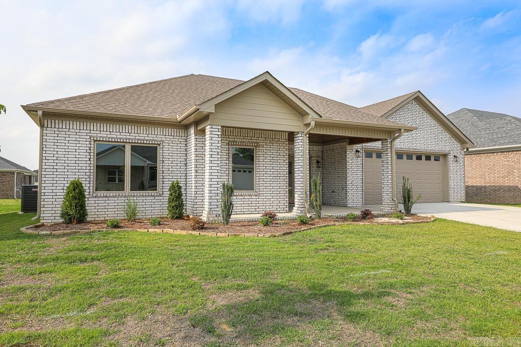 OLDE SALEM TOWNSHIP - Residential