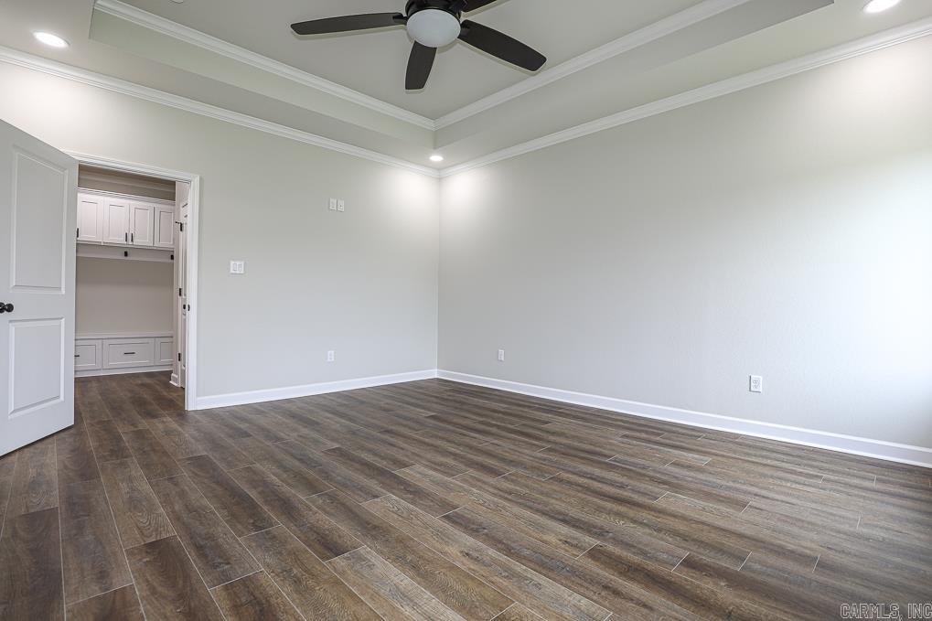 OLDE SALEM TOWNSHIP - Residential