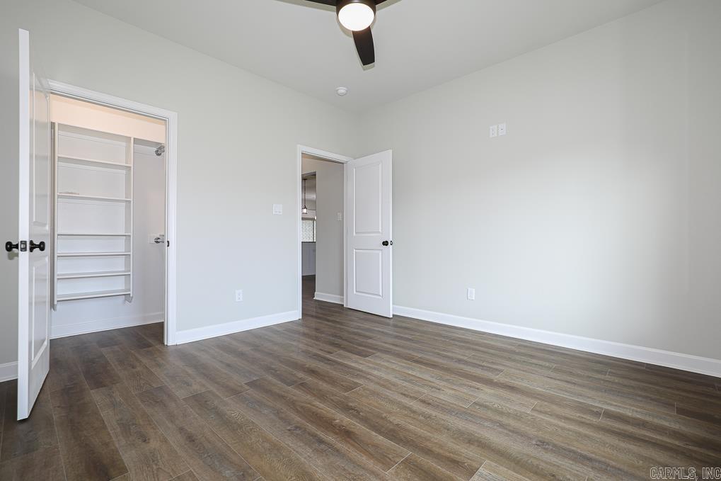 OLDE SALEM TOWNSHIP - Residential