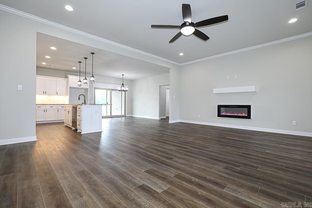 OLDE SALEM TOWNSHIP - Residential