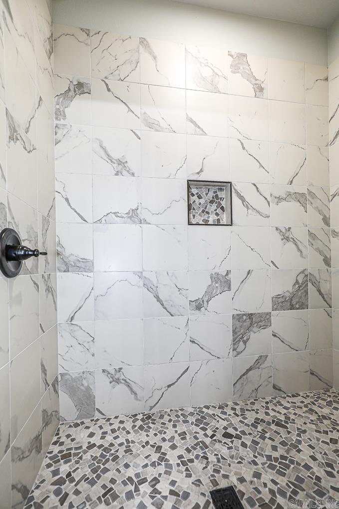 OLDE SALEM TOWNSHIP - Residential