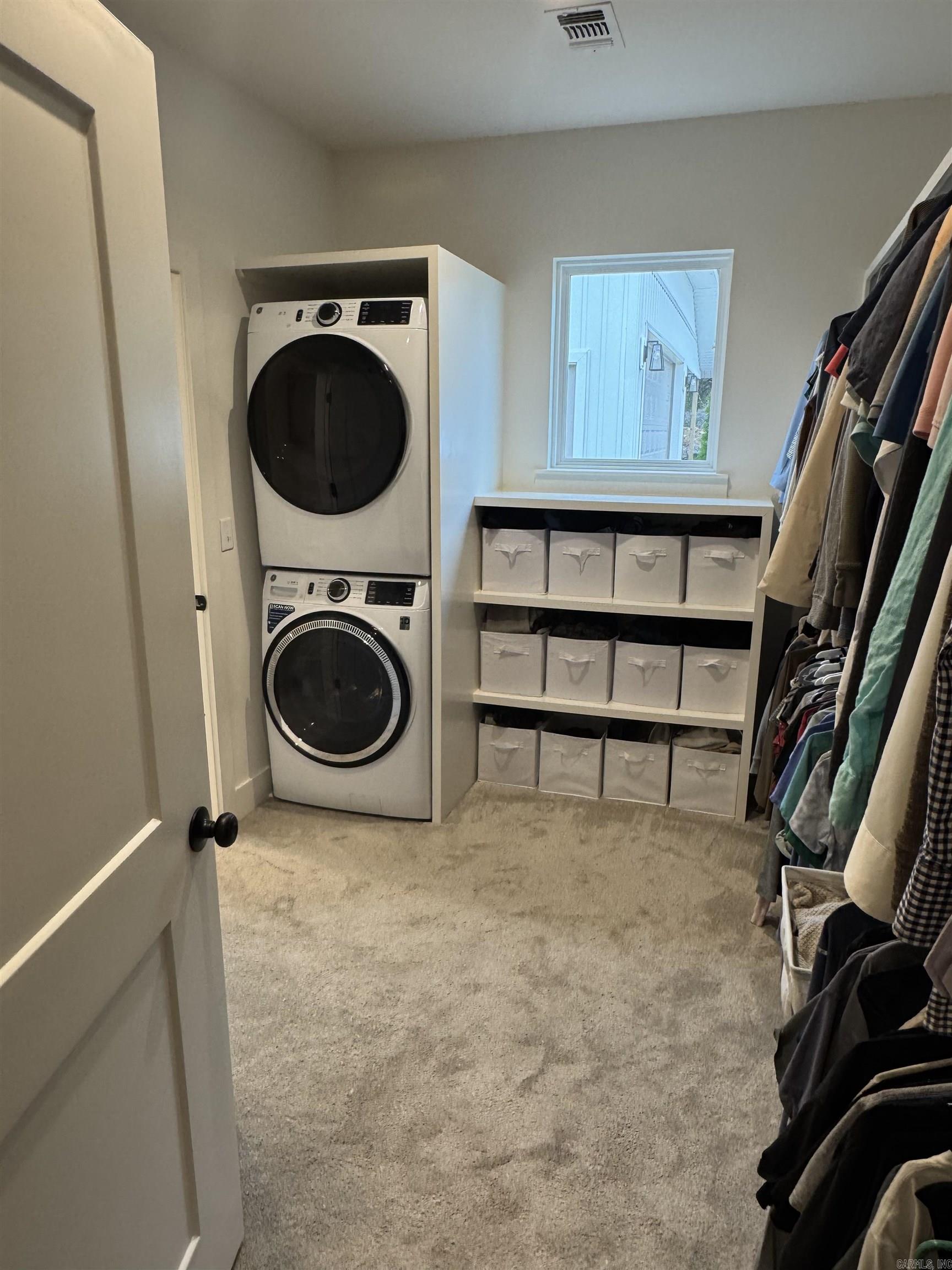 TREASURE HILL - Residential