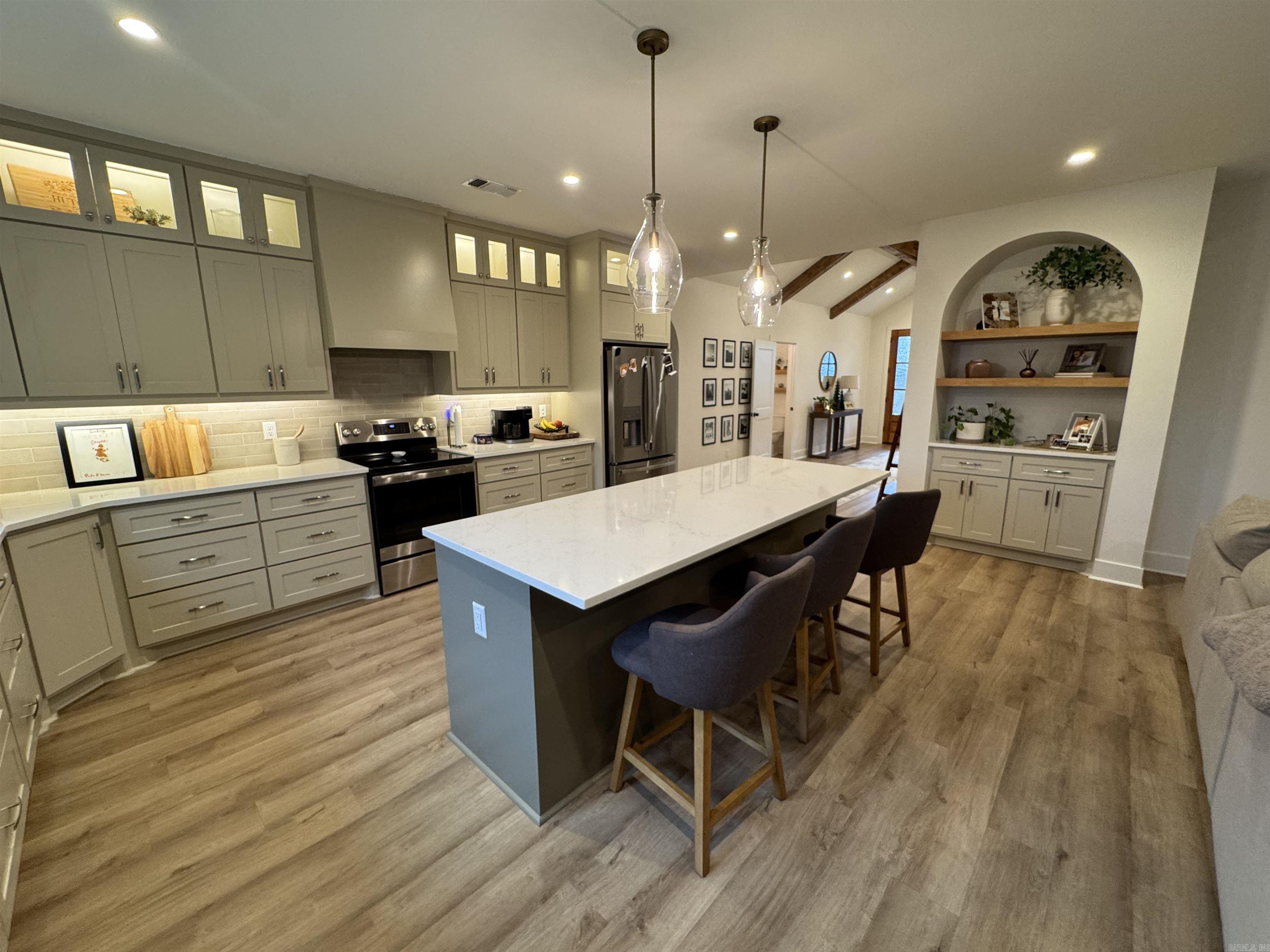 TREASURE HILL - Residential