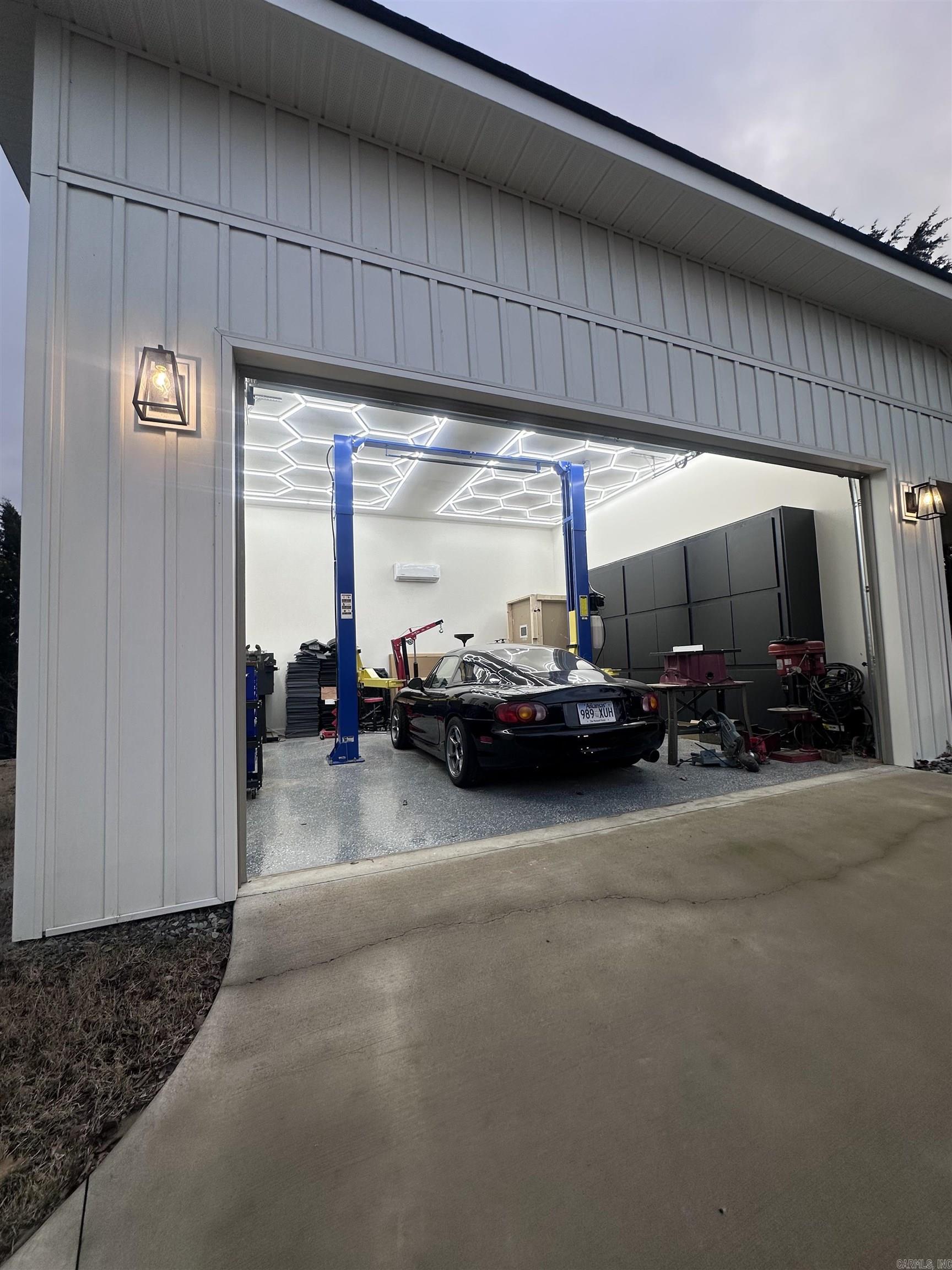 TREASURE HILL - Residential