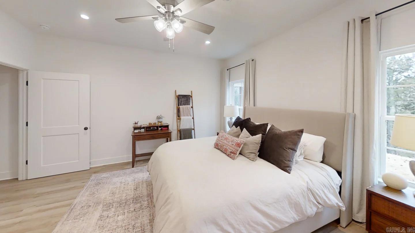 TREASURE HILL - Residential