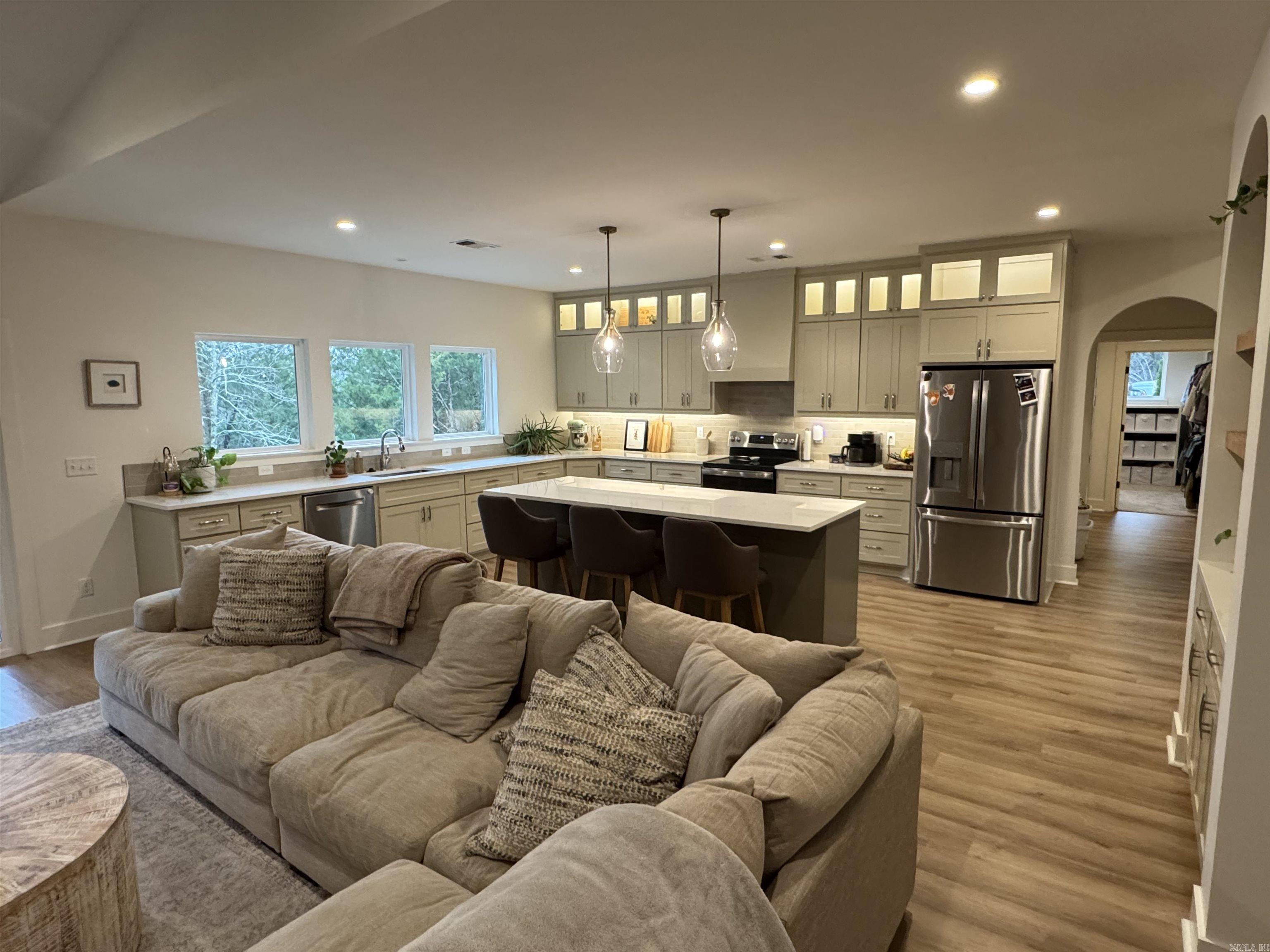 TREASURE HILL - Residential