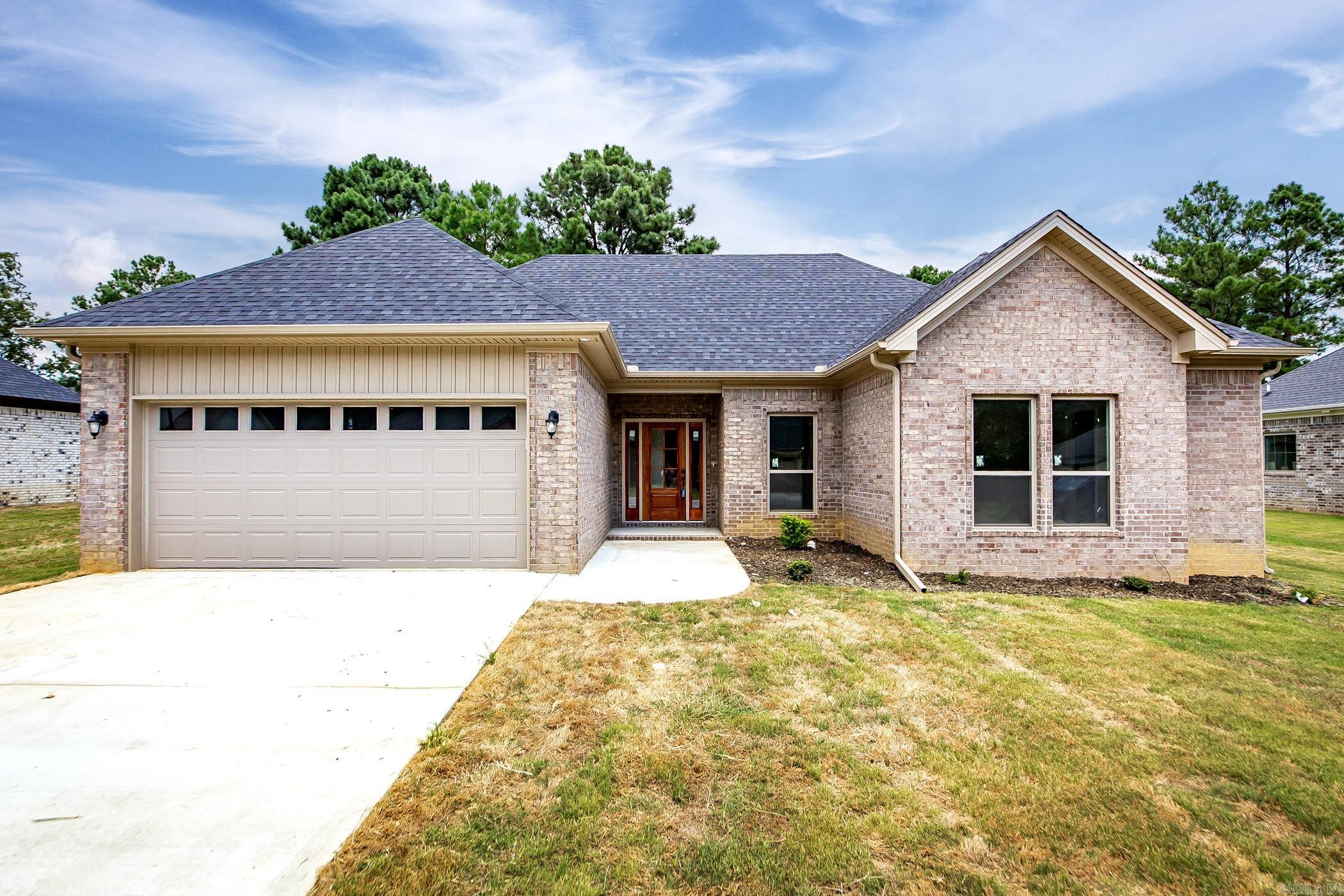 HIDDEN VALLEY ESTATES - Residential