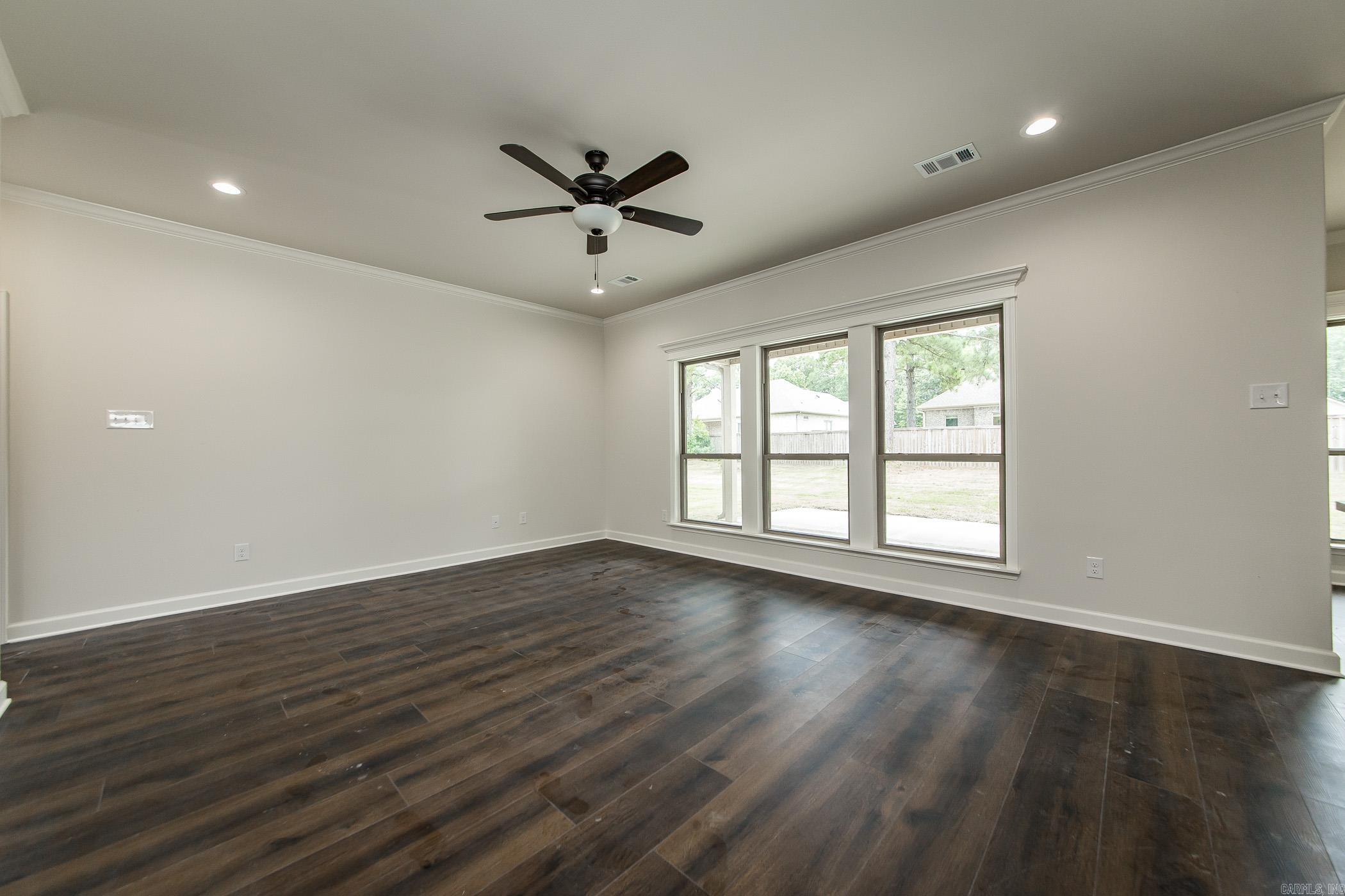 HIDDEN VALLEY ESTATES - Residential