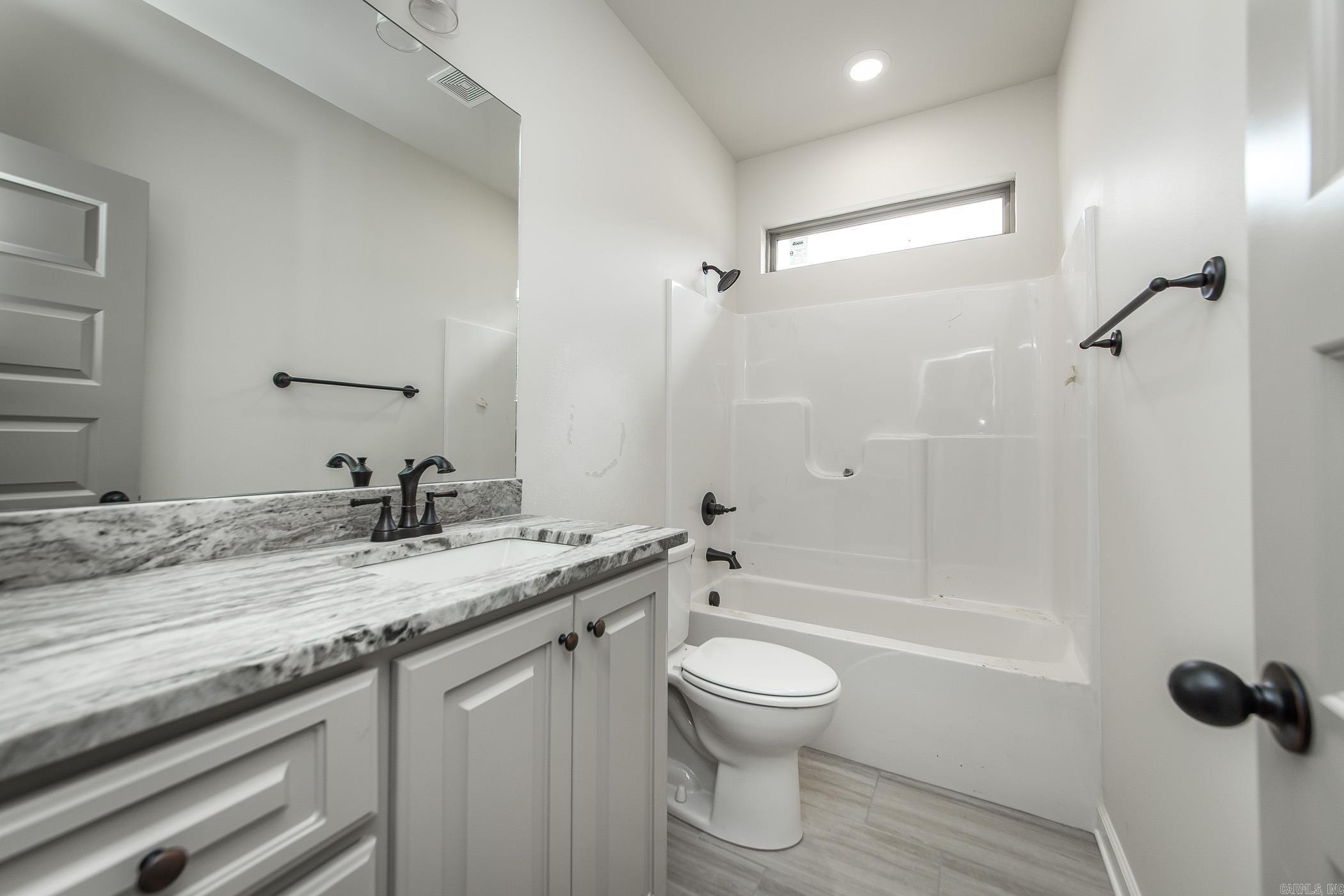 HIDDEN VALLEY ESTATES - Residential