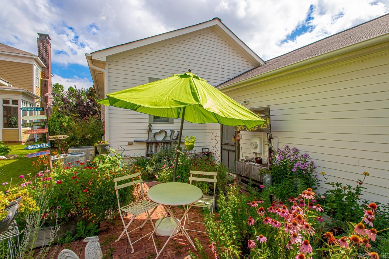 VILLAGE AT HENDRIX - Residential