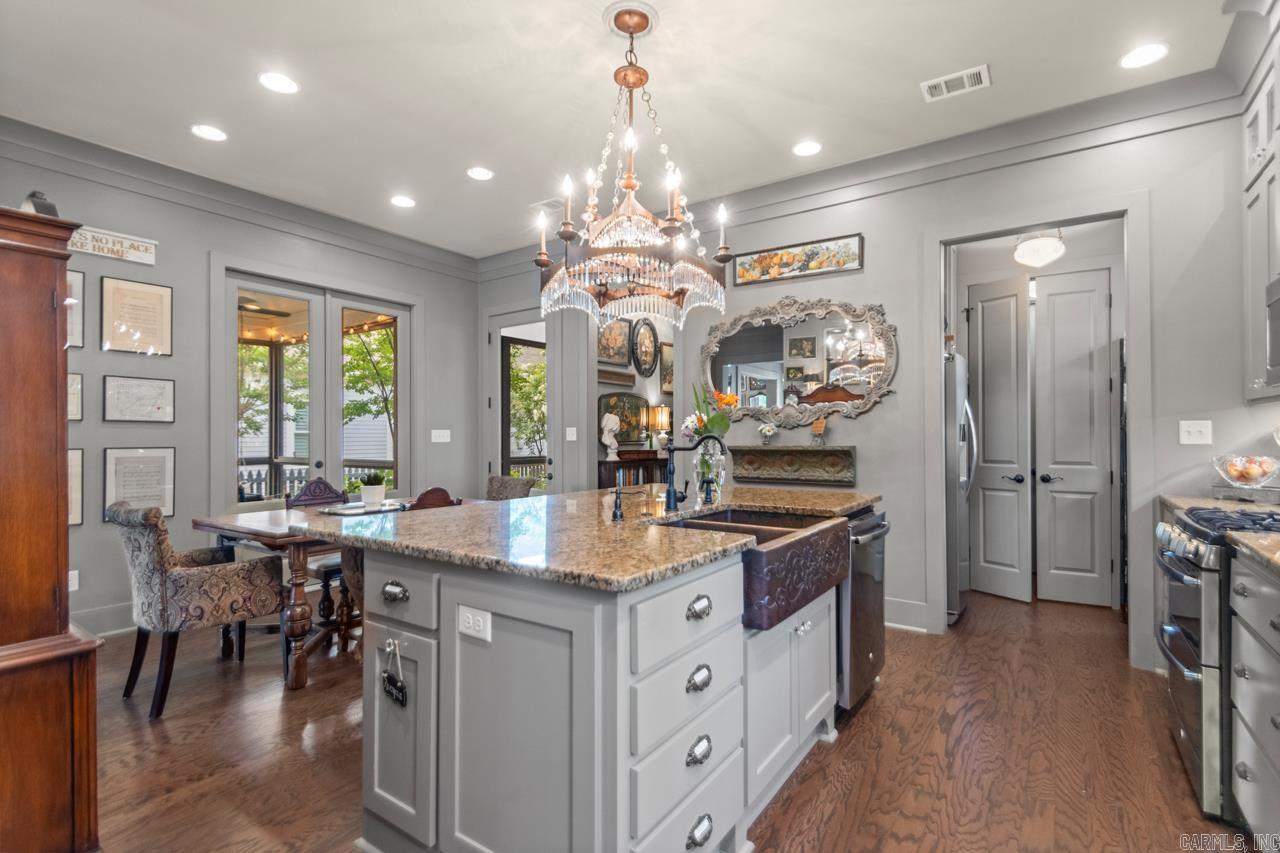 VILLAGE AT HENDRIX - Residential